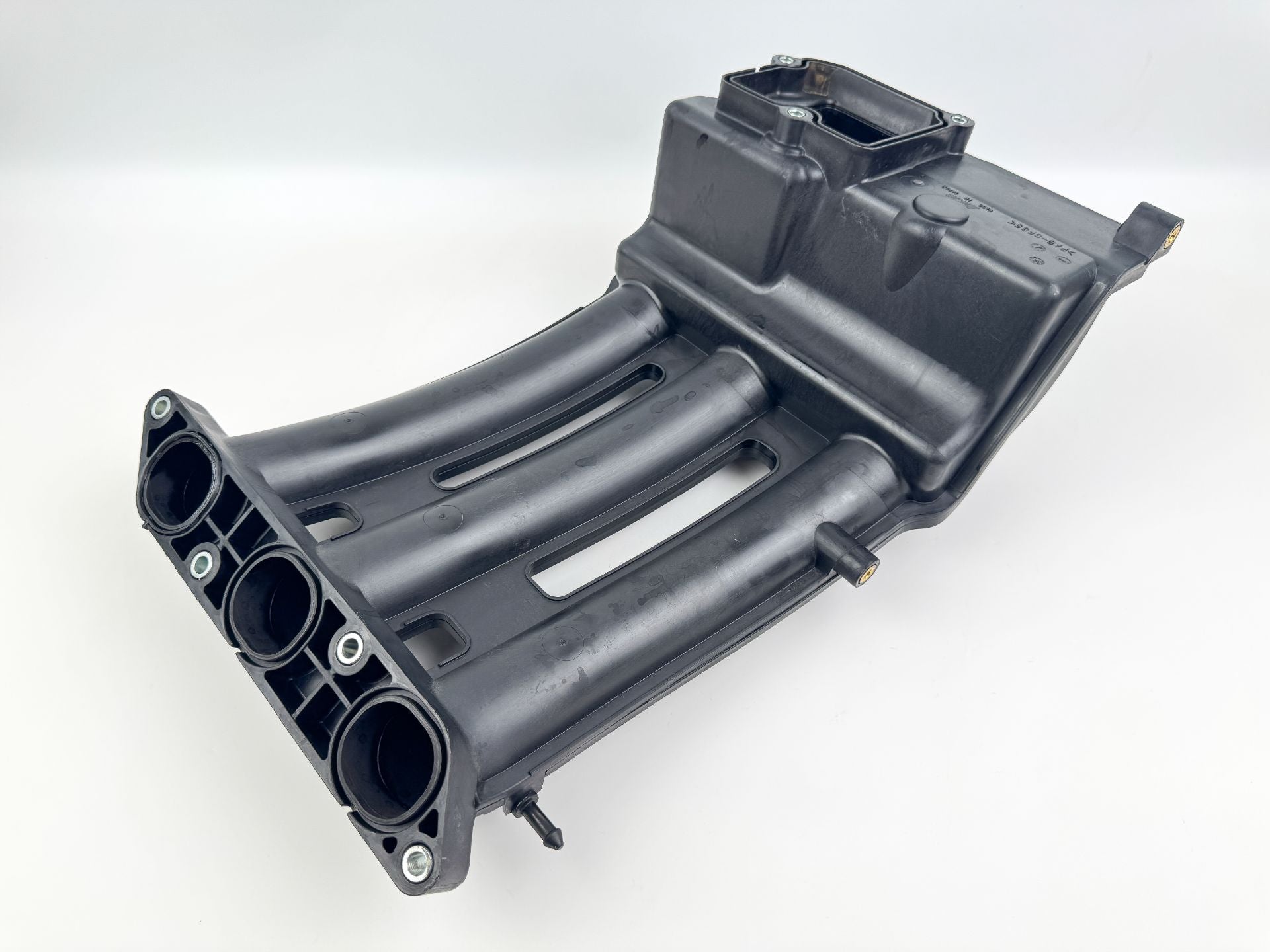 2013 Yamaha 250 HP 4 Stroke Outboard Intake Manifold 6P2-13641-00-00 OEM