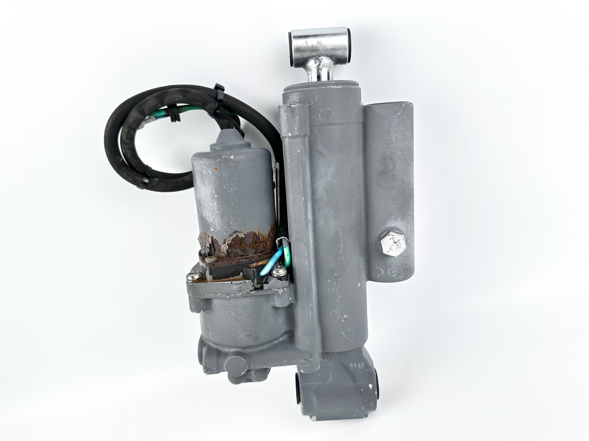 97-03 56000-ZV5-823ZA Honda 40 45 50 HP 4 Stroke Outboard Power Trim Tilt Unit