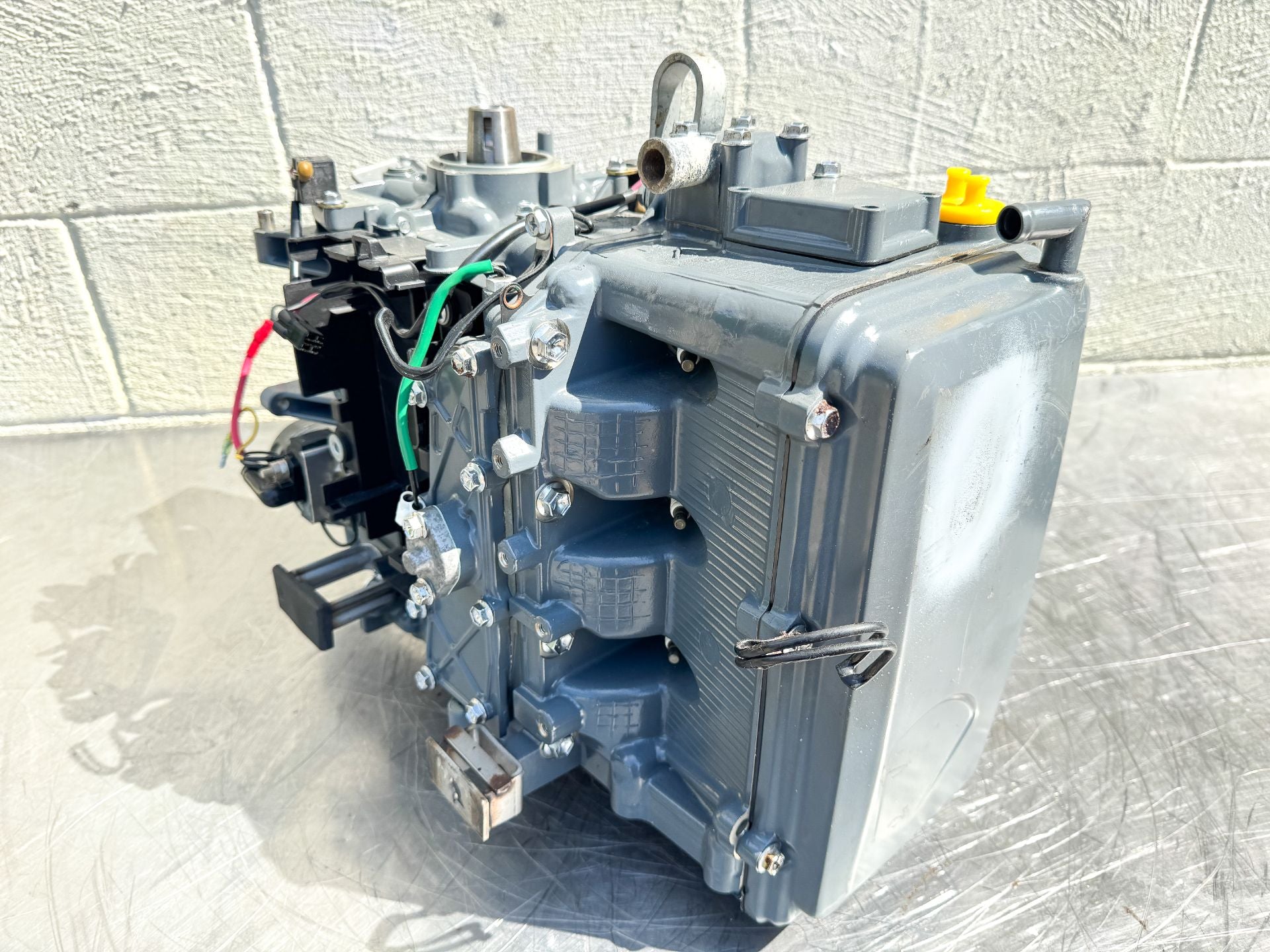 2006 Suzuki 25 HP 4 Stroke Outboard Powerhead OEM