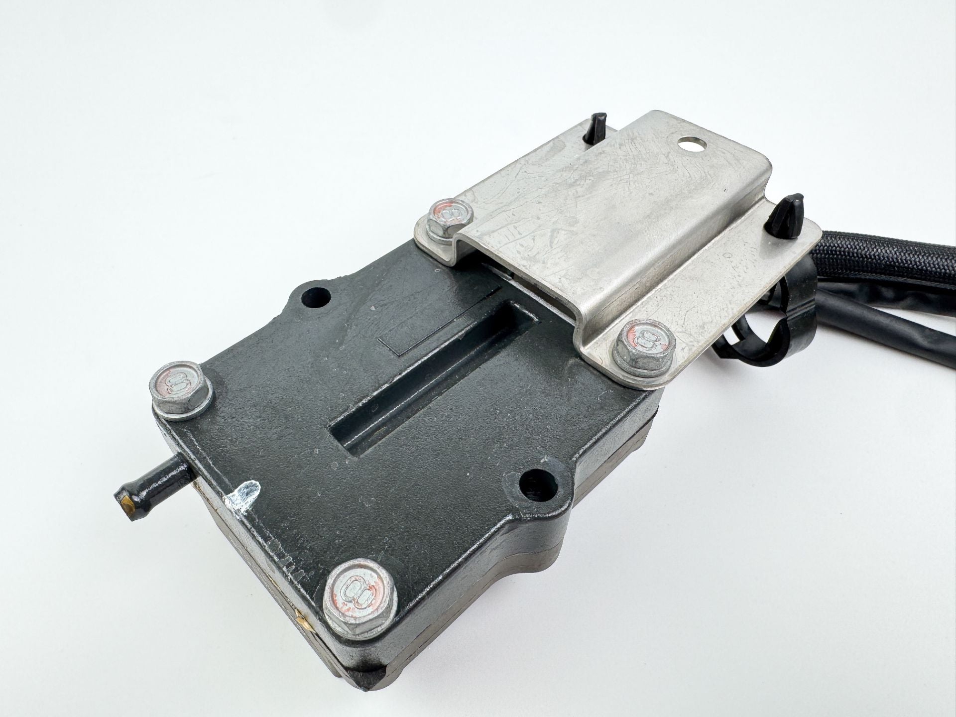 2010 Yamaha 250 HP 4 Stroke Outboard Rectifier & Regulator 6CB-81960-00-00 OEM