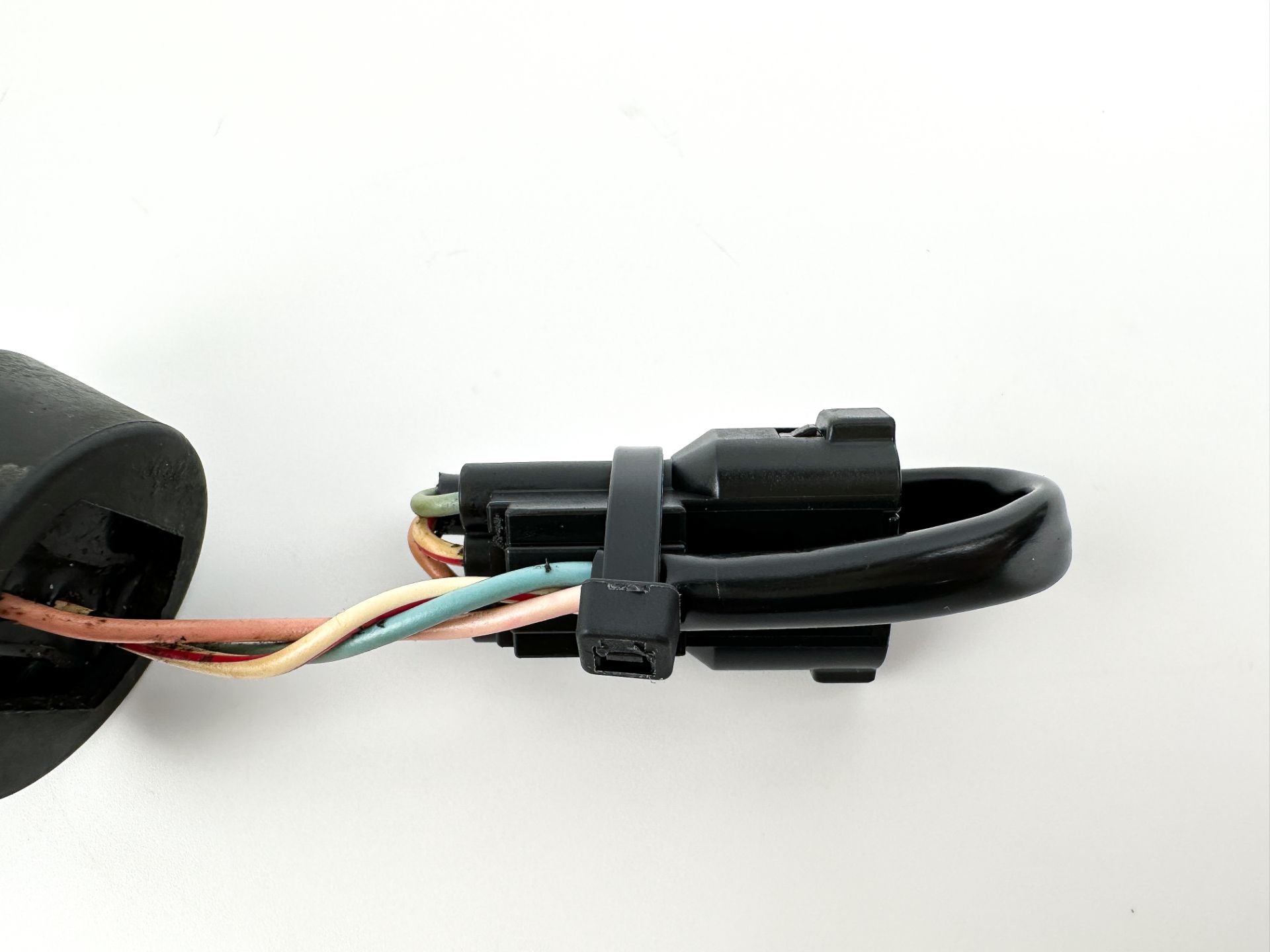 2000 Suzuki 70 HP 4 Stroke Outboard Trim Switch 37850-99E05 OEM