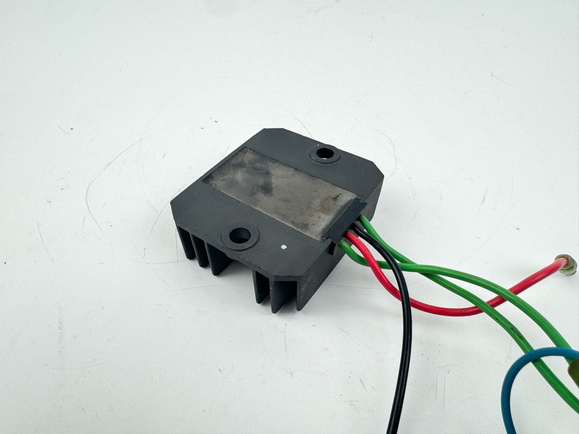 2006 Yamaha 90 HP 2 Stroke Outboard Rectifier & Regulator 6H0-81960-10-00 OEM