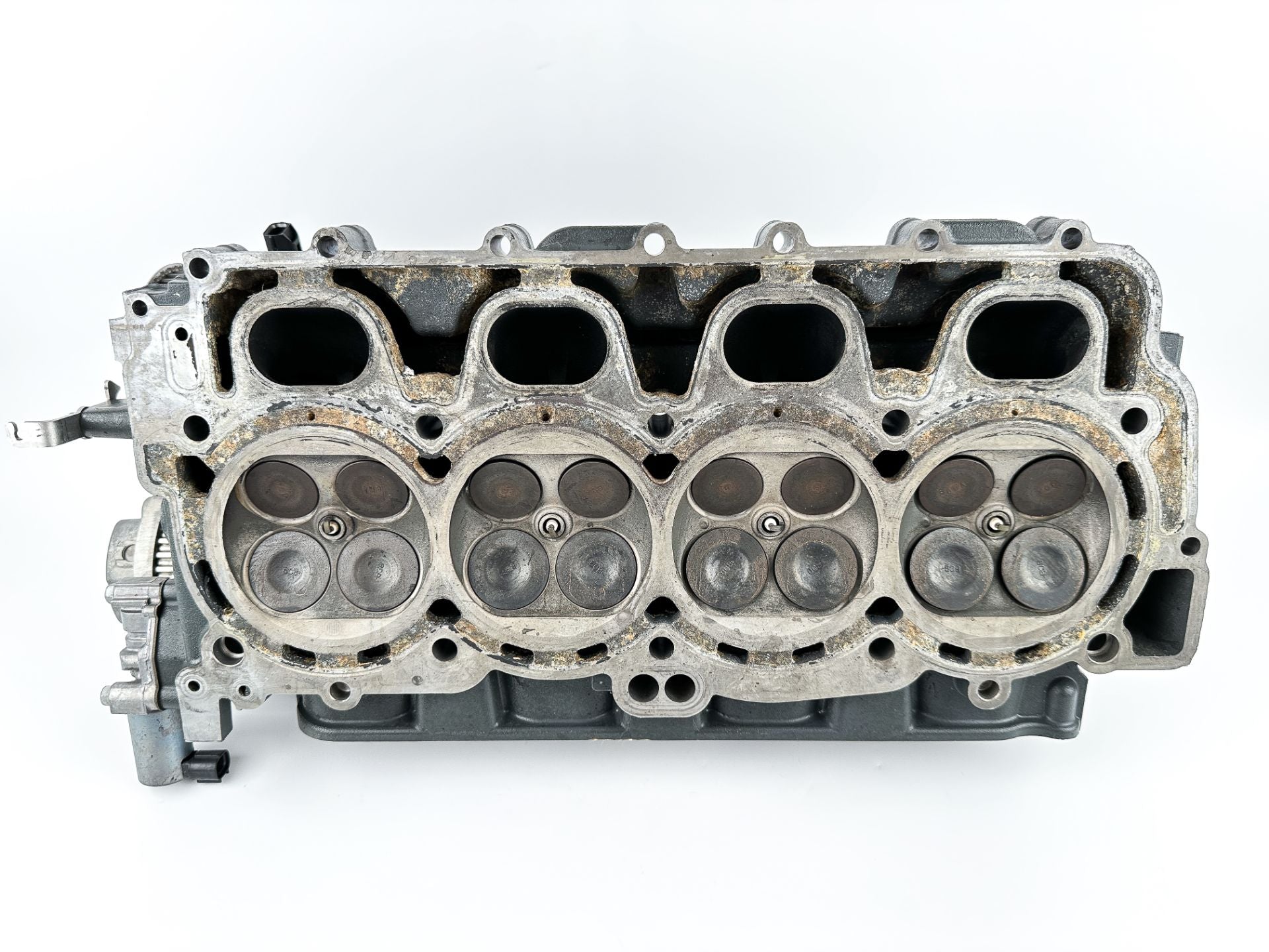 2017 Yamaha 200 HP 4 Stroke Outboard Cylinder Head 6DA-W009A-00-9S OEM