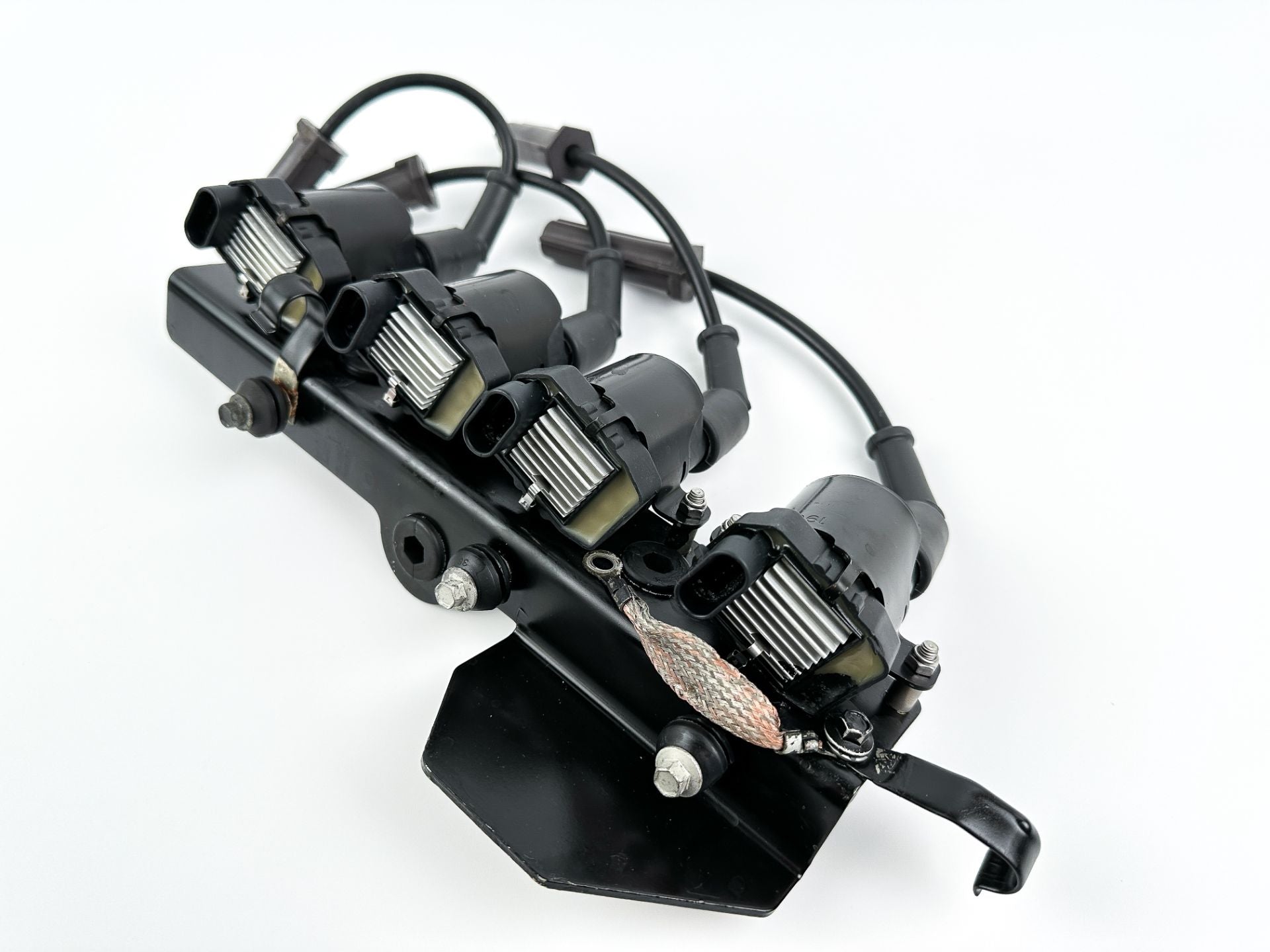 2004 Mercury 60 HP 4 Stroke Outboard Ignition Coil Set W/ Plate 8778031 OEM