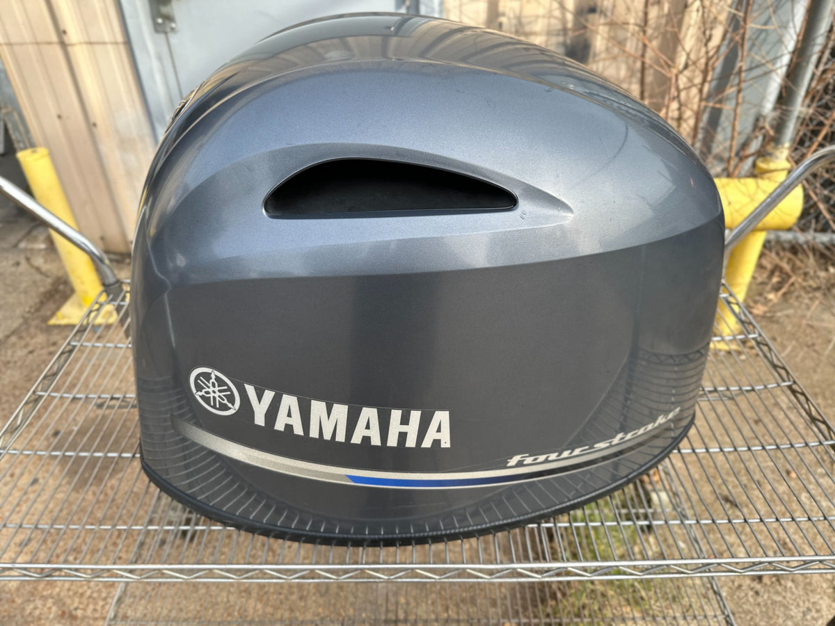 2019 Yamaha 115 HP 4 Stroke Outboard Top Cowling 6EM-81800-01-00 OEM