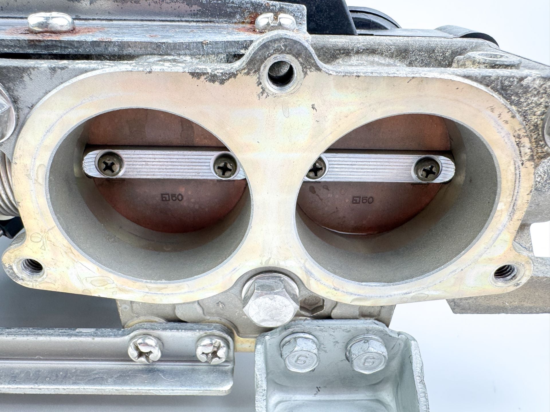 2004 Yamaha 150 HP 4 Stroke Outboard Intake Manifold & Throttle Body 63P-14440-00-00 OEM