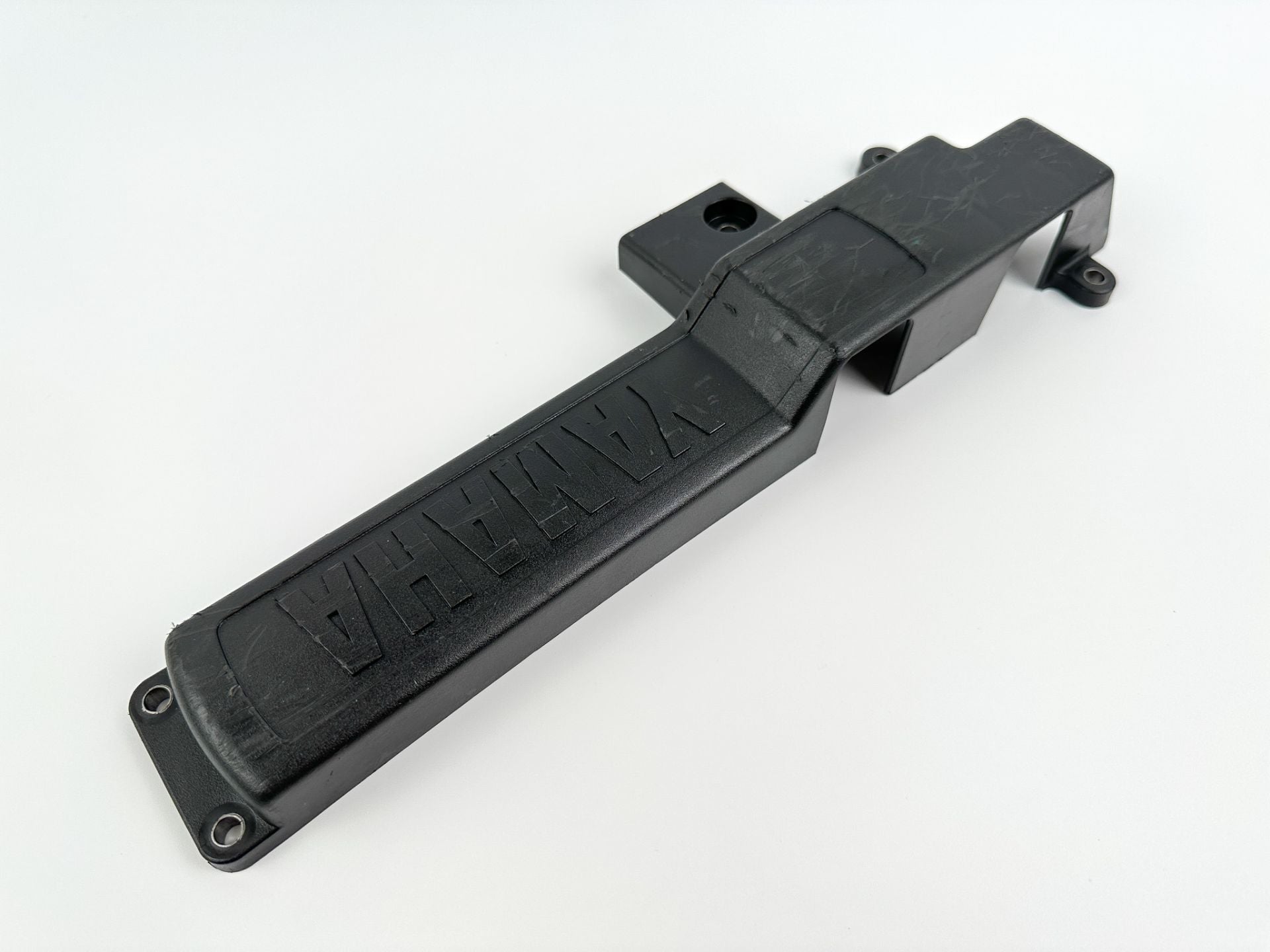 2003 Yamaha 115 HP 4 Stroke Outboard Ignition Coil Cover 67F-11192-00-00 OEM