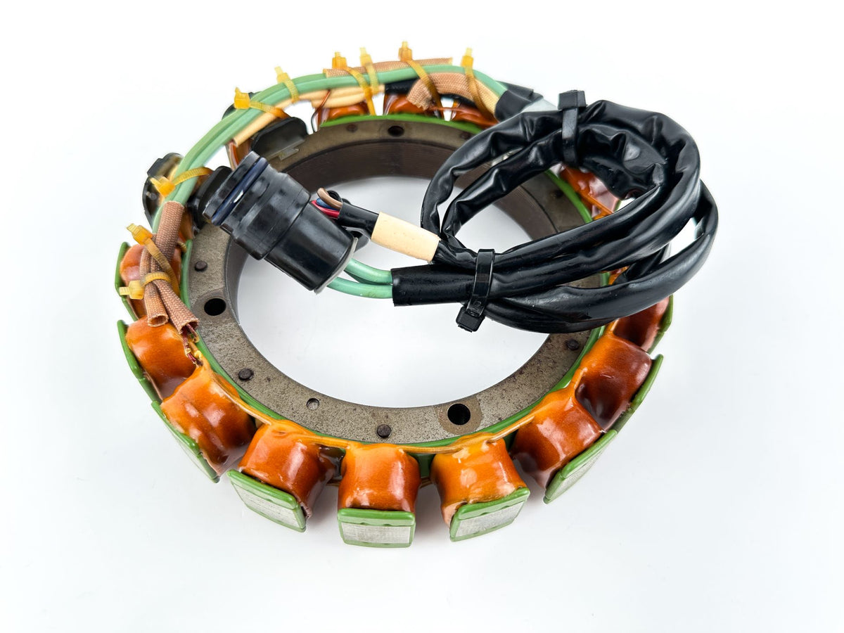 2005 Yamaha 200 HP 2 Stroke Outboard Stator W/ Pulser Coil 65L-85510-00-00 OEM
