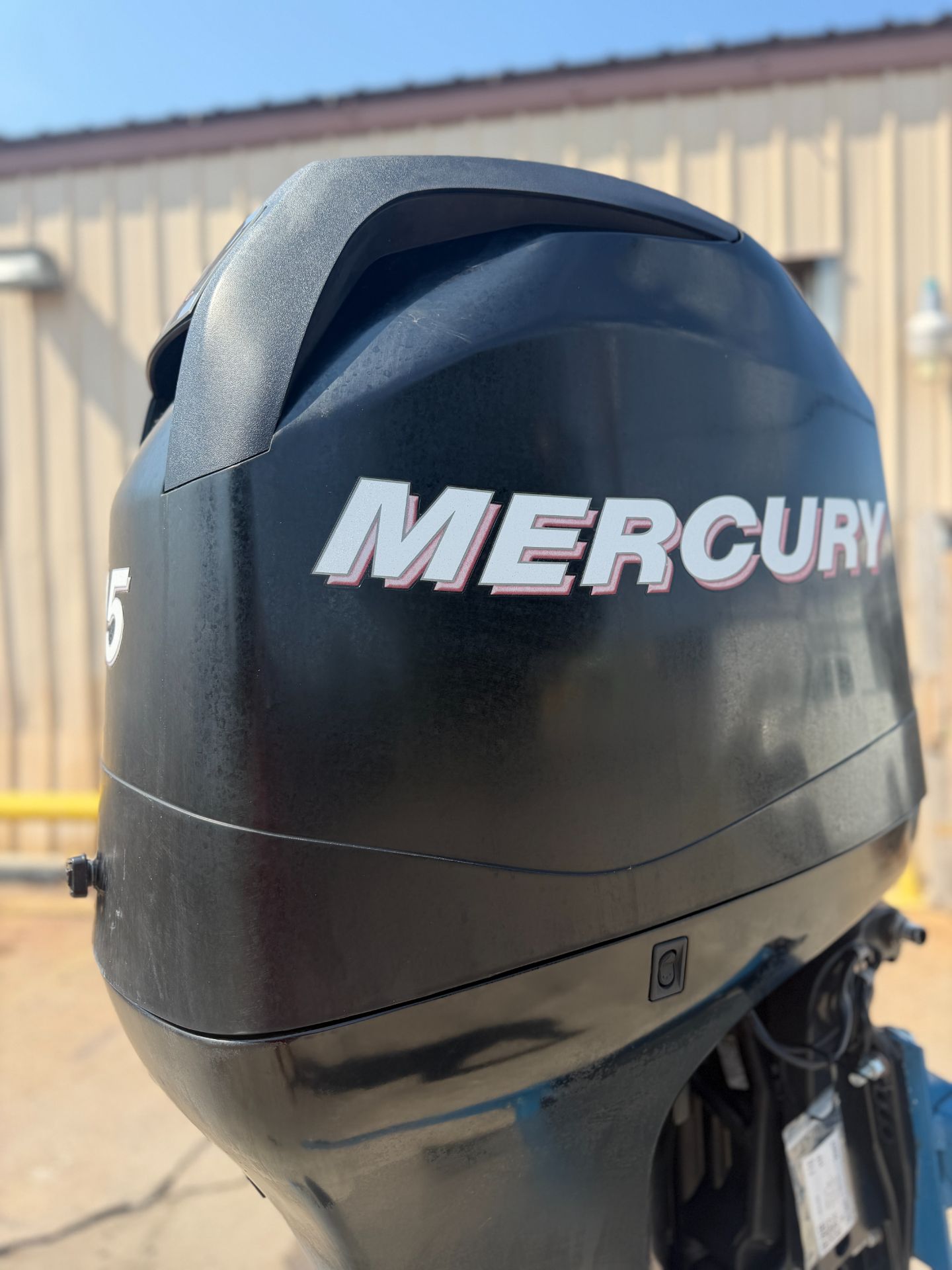 2007 Mercury 115HP 4 Stroke Outboard Engine W/ 25 Shaft 227 Hours