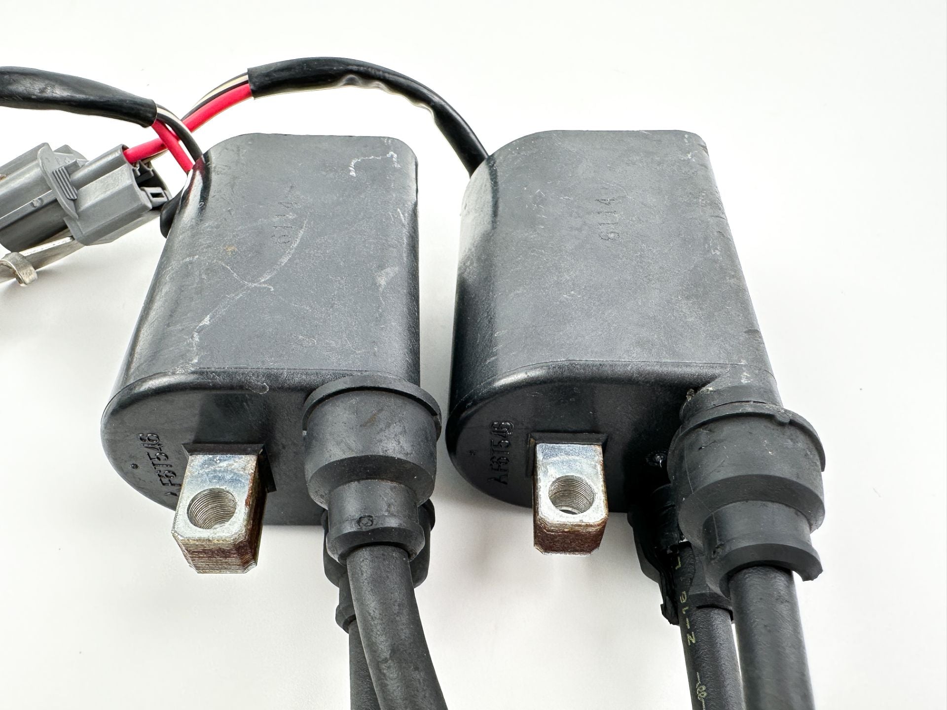 2016 Yamaha 115 HP 4 Stroke Outboard Ignition Coil Set 68V-82310-01-00 OEM