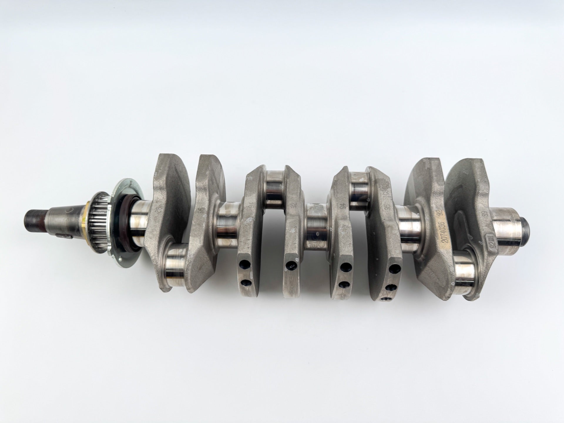 2004 Yamaha 115 HP 4 Stroke Outboard Crankshaft 68V-11411-00-00 Clean Journals