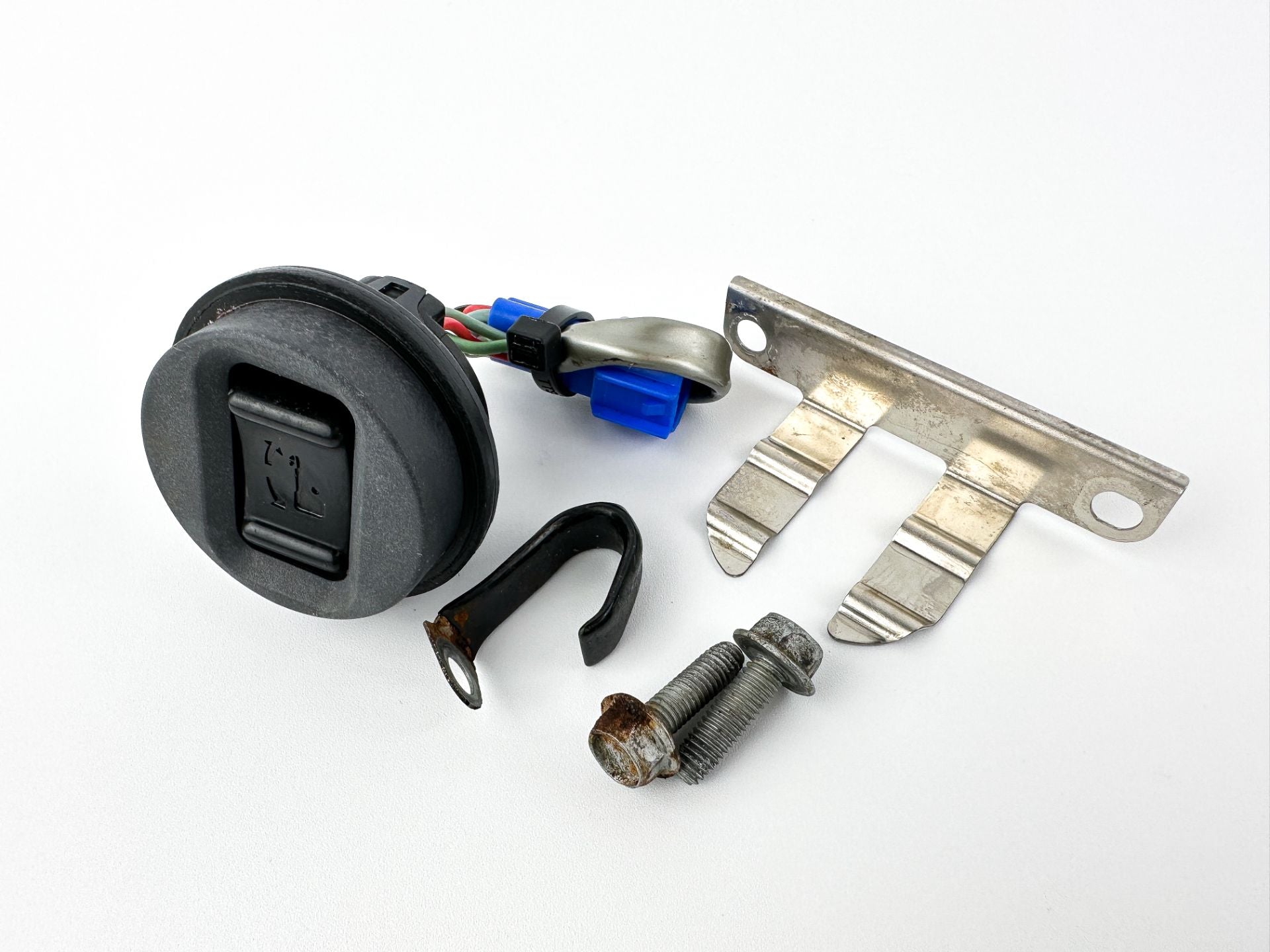 2006 Yamaha 40 HP 4 Stroke Outboard Trim Switch 63D-82563-10-00 OEM