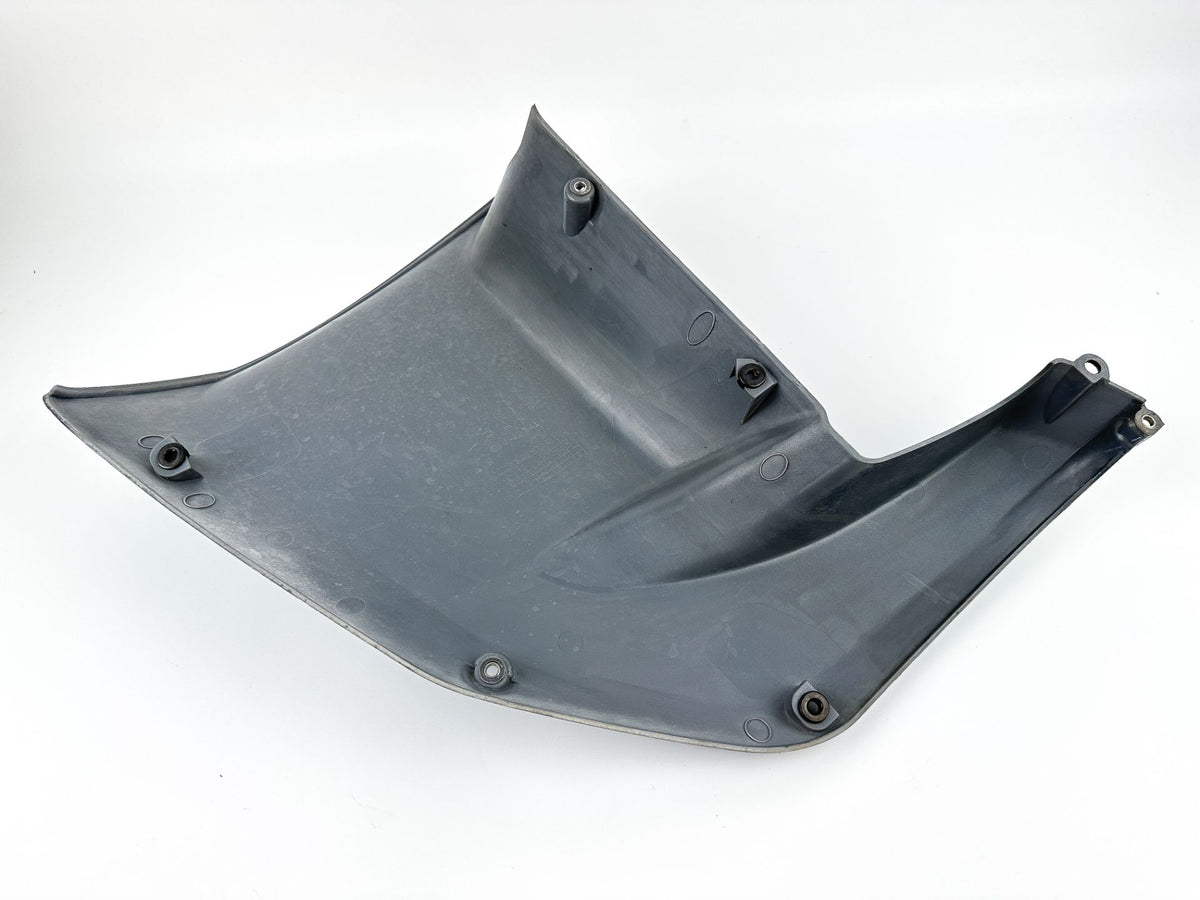 2004 Yamaha 225 HP 4 Stroke Outboard Lower Apron Cover 69J-42741-00-8D OEM