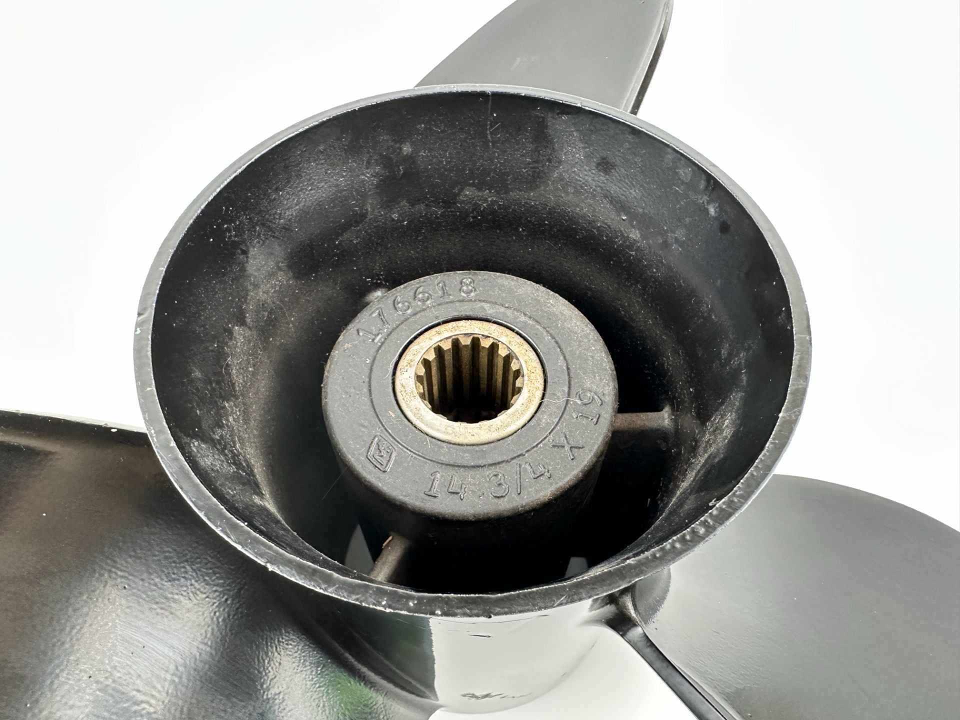 Evinrude Johnson 14 3/4 x 19P SST Propeller LH Counter 176618