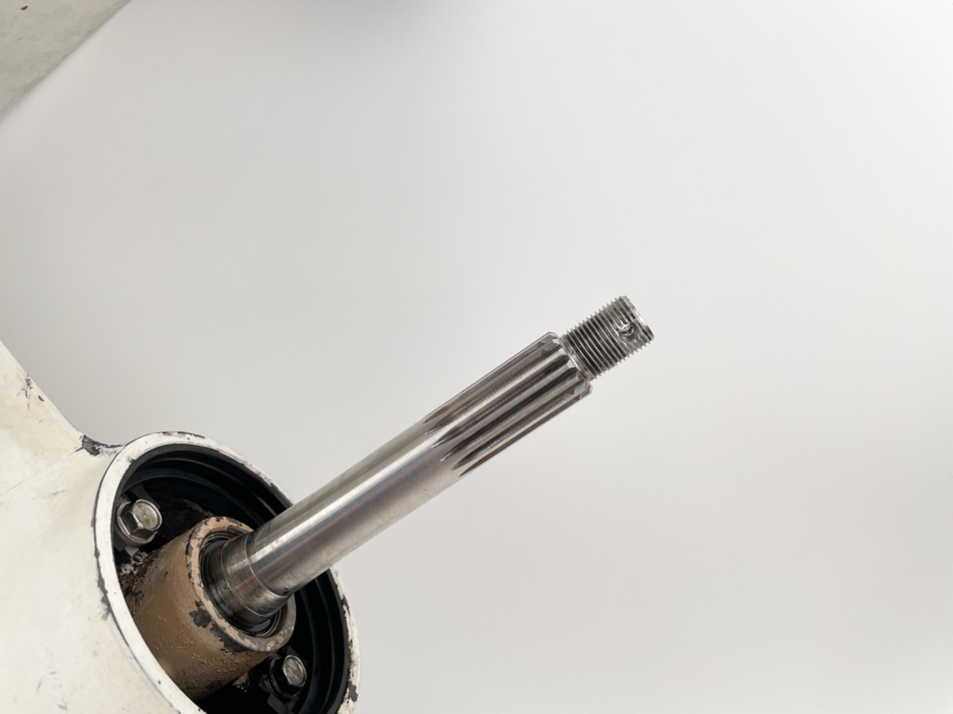 2003 Johnson 225 HP 2 Stroke Outboard 25" XL Lower Unit Gear Case M1