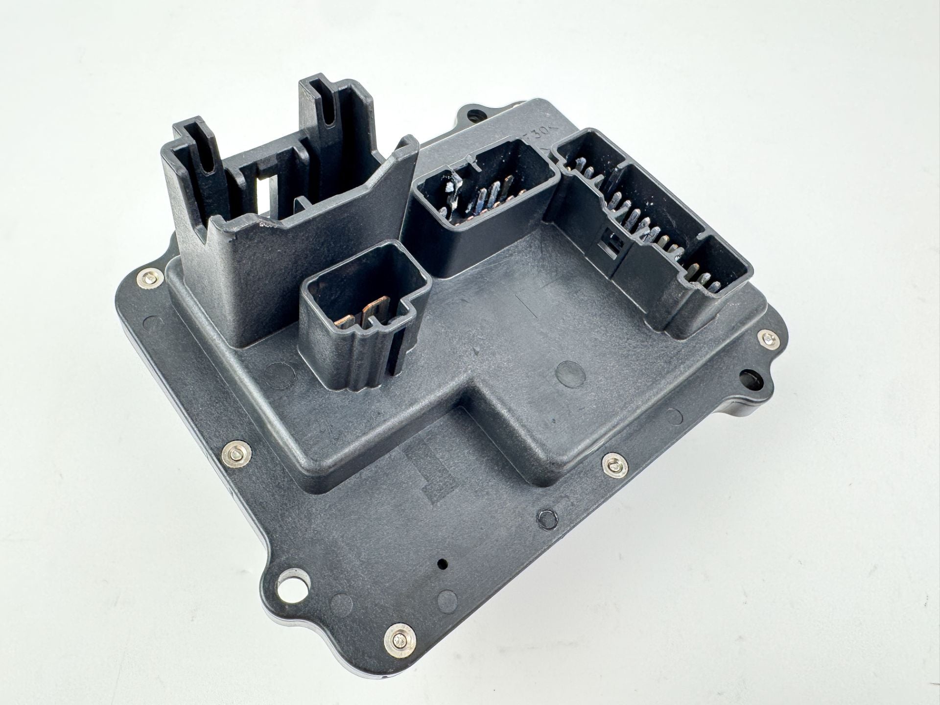 2005 Yamaha 250 HP 4 Stroke Outboard Fuse Box 6P2-82170-00-00 OEM