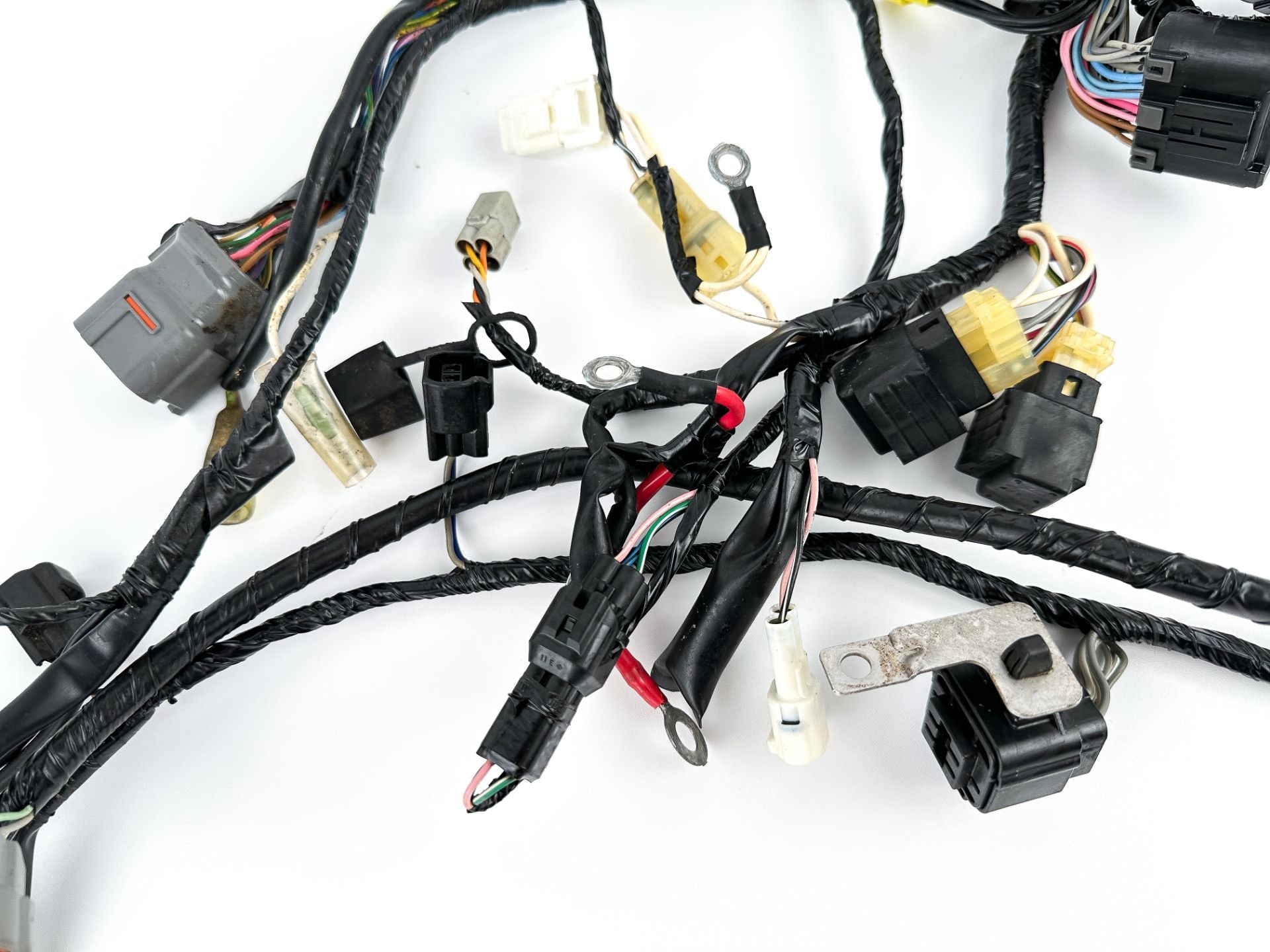 2011 Suzuki 140 HP 4 Stroke Outboard Engine Wire Harness 36610-90J92 OEM