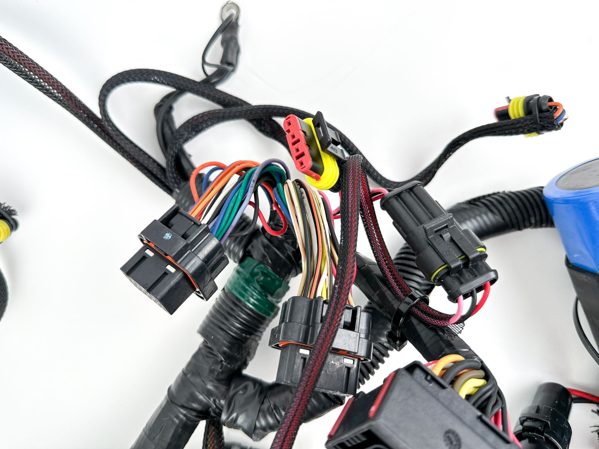 2008 Evinrude 250 HP 2 Stroke Etec Engine Wire Harness 0586991 OEM