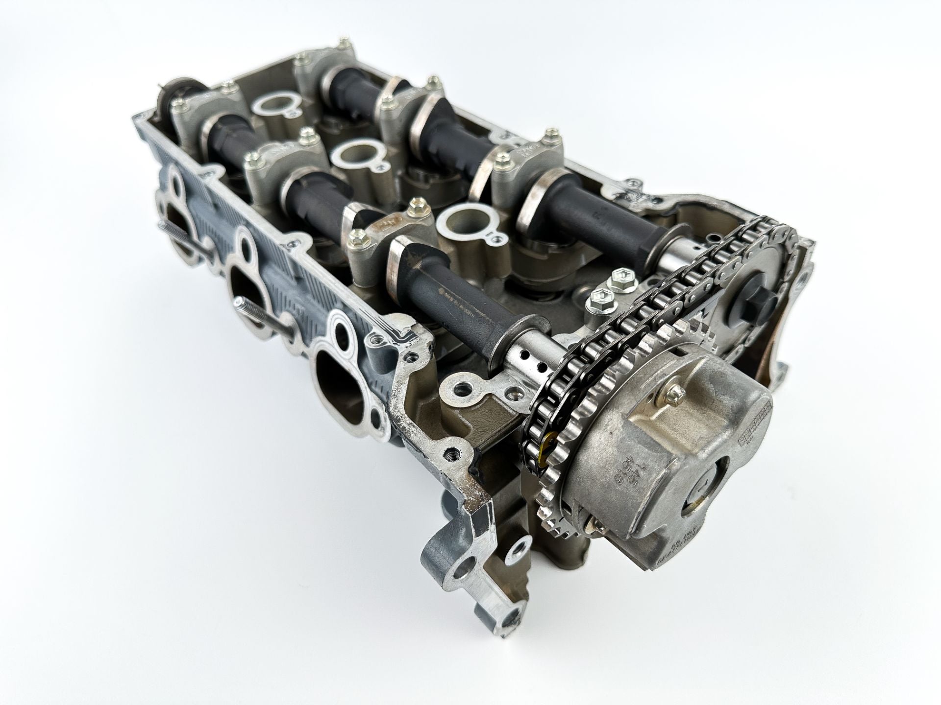 2024 Suzuki 250 HP 4 Stroke Outboard Starboard Cylinder Head 11101-93J20 OEM
