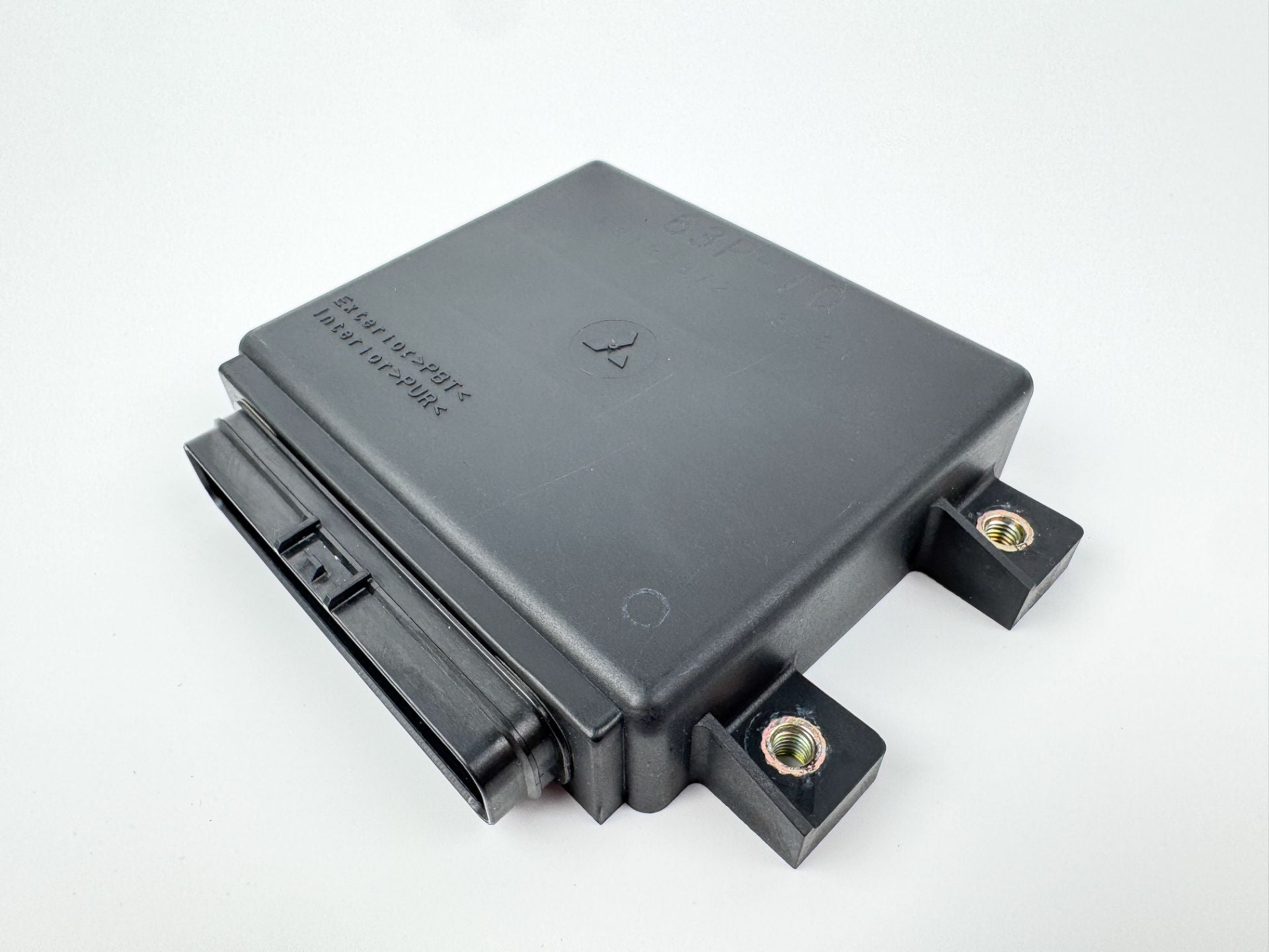 2004 Yamaha 150 HP 4 Stroke Outboard ECU Engine Control Unit 63P-8591A-10-00 OEM