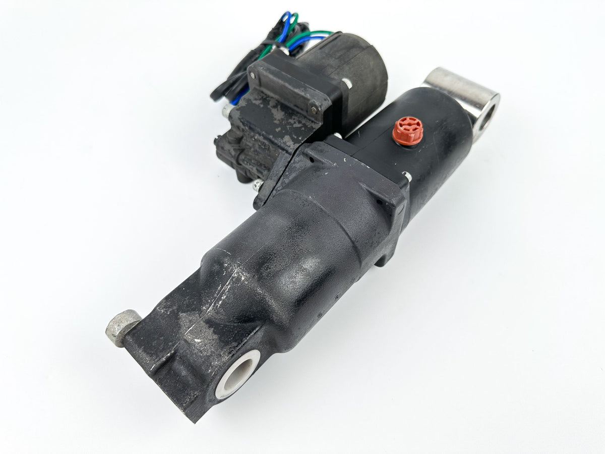 Suzuki DF 70 90 115 HP Outboard Engine Tilt Trim Unit Assembly Tested