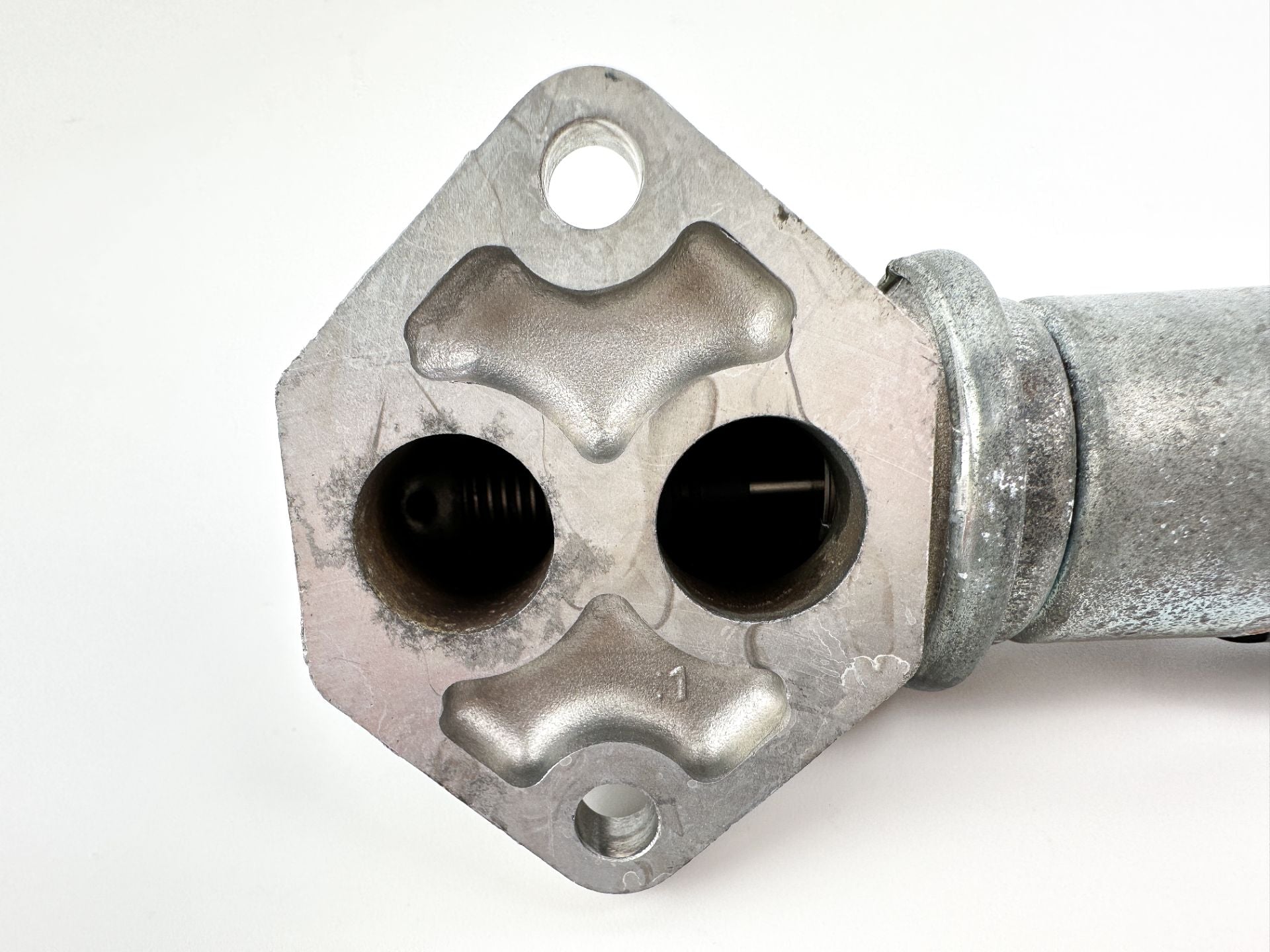 2005 Suzuki 140 HP 4 Stroke Outboard IAC Idle Air Control Valve 18137-77E00 OEM