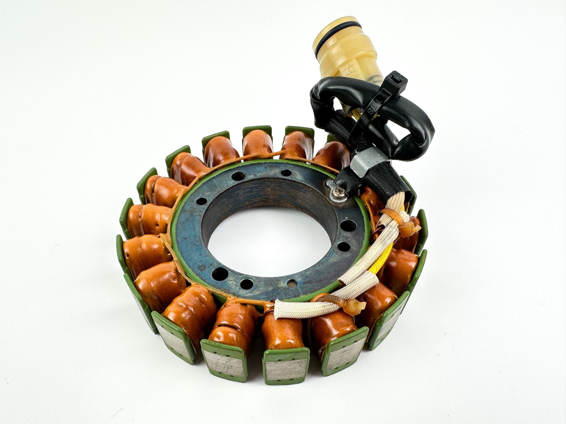 2000 Suzuki 70 HP 4 Stroke Outboard Stator Assembly 32120-99E00 Tested