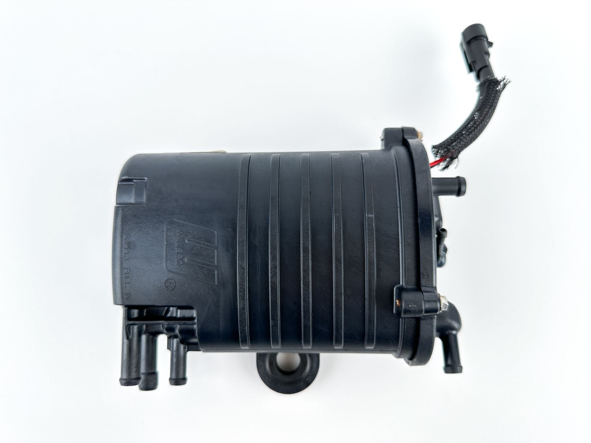 2008 Evinrude 200 HP 2 Stroke Etec Outboard Vapor Separator Tank VST 5010819