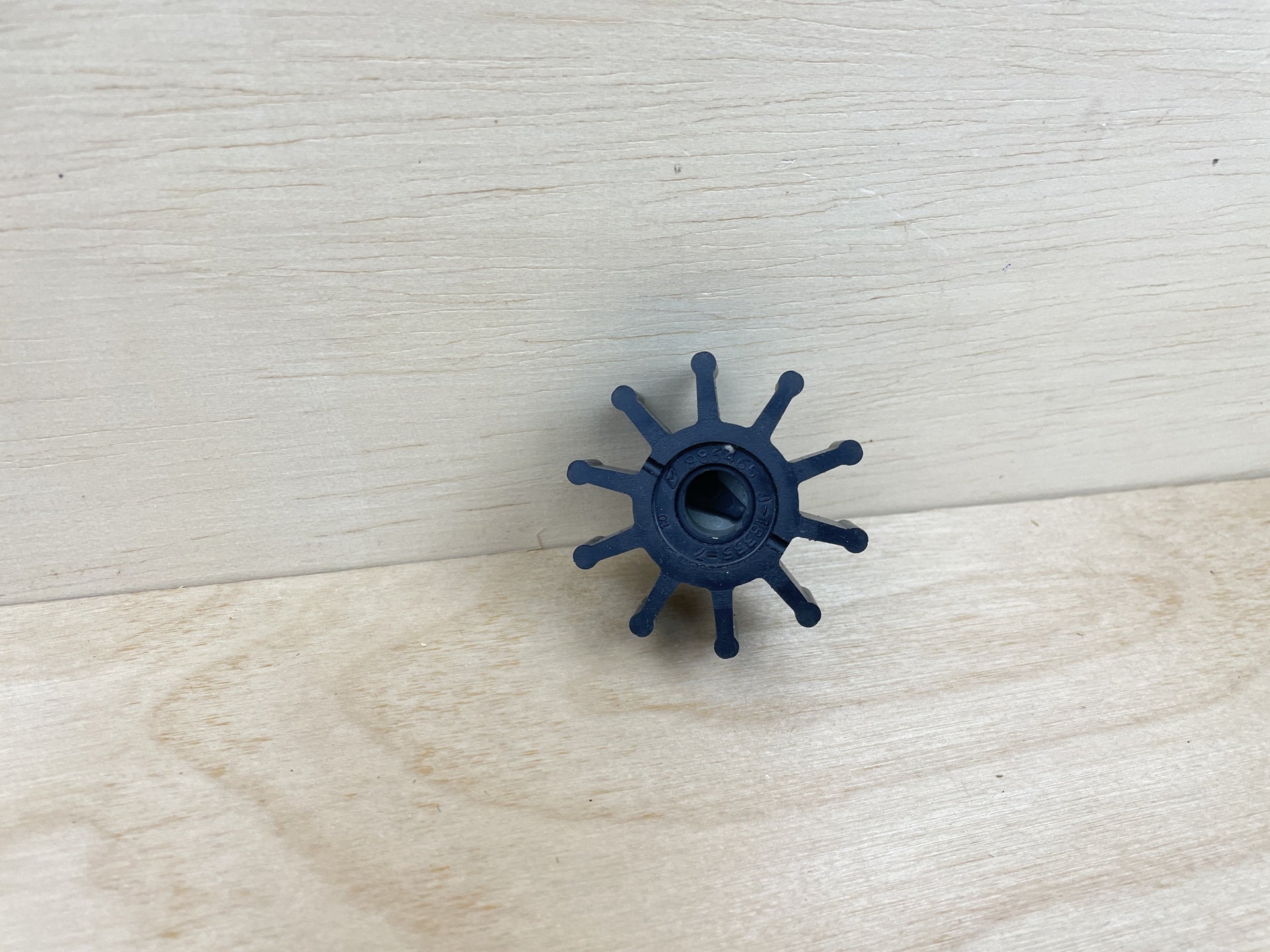Johnson Evinrude OMC Water Pump Impeller 986465 Brand New OEM