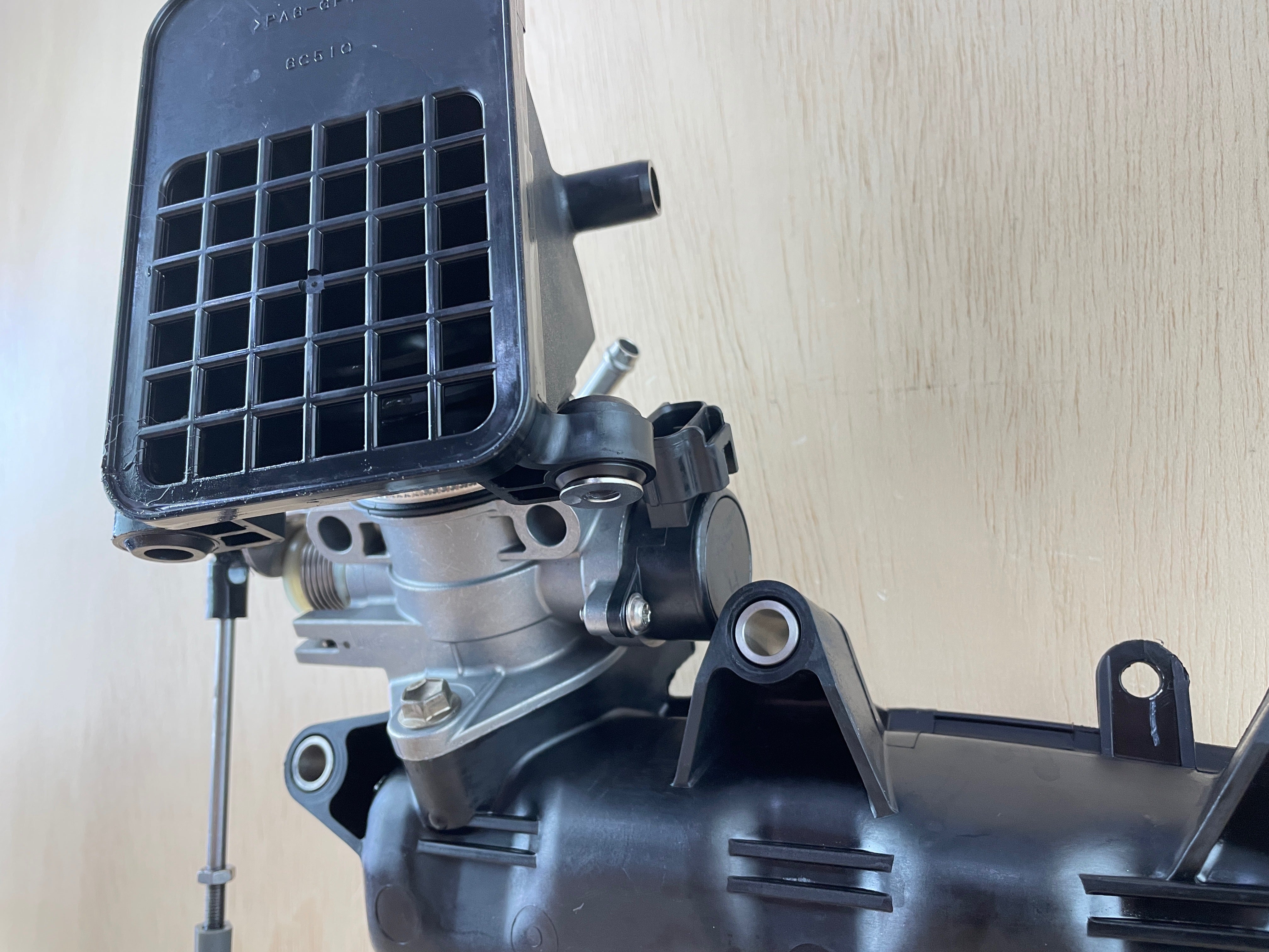 2014 Yamaha 70HP 4 Stroke Outboard Air Intake Assembly 6CJ-14200-01-00