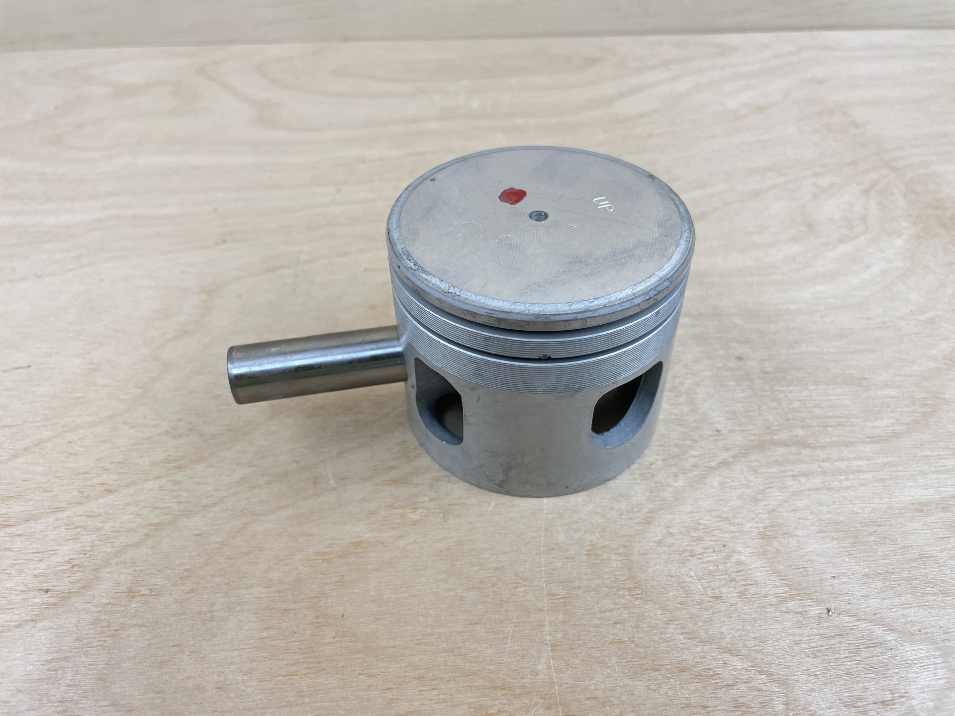 Evinrude Johnson OMC Piston Assembly 386311 0386311 Brand New OEM