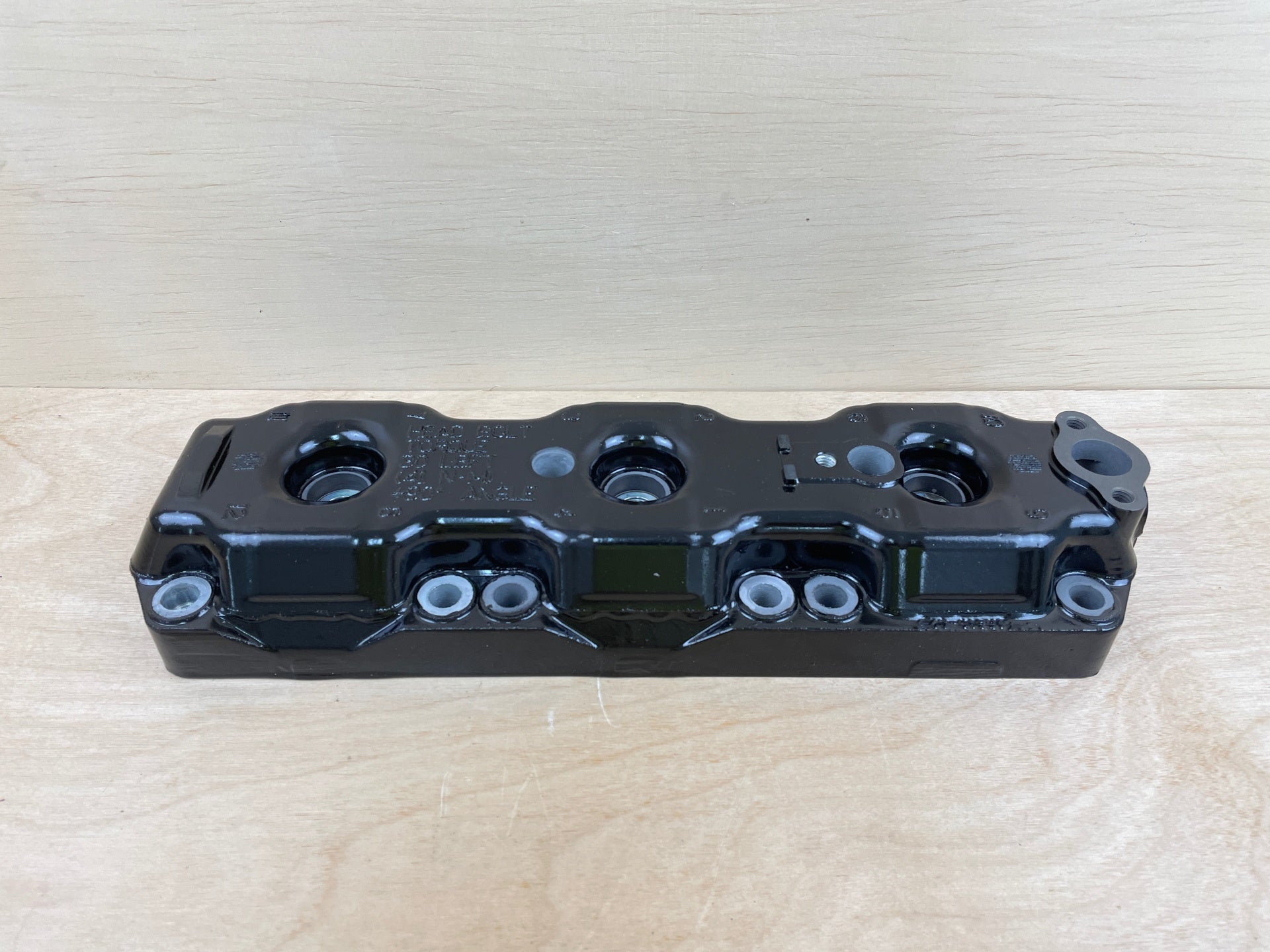Mercury Quicksilver Cylinder Head Assembly 150HP 18419F1 Brand New OEM