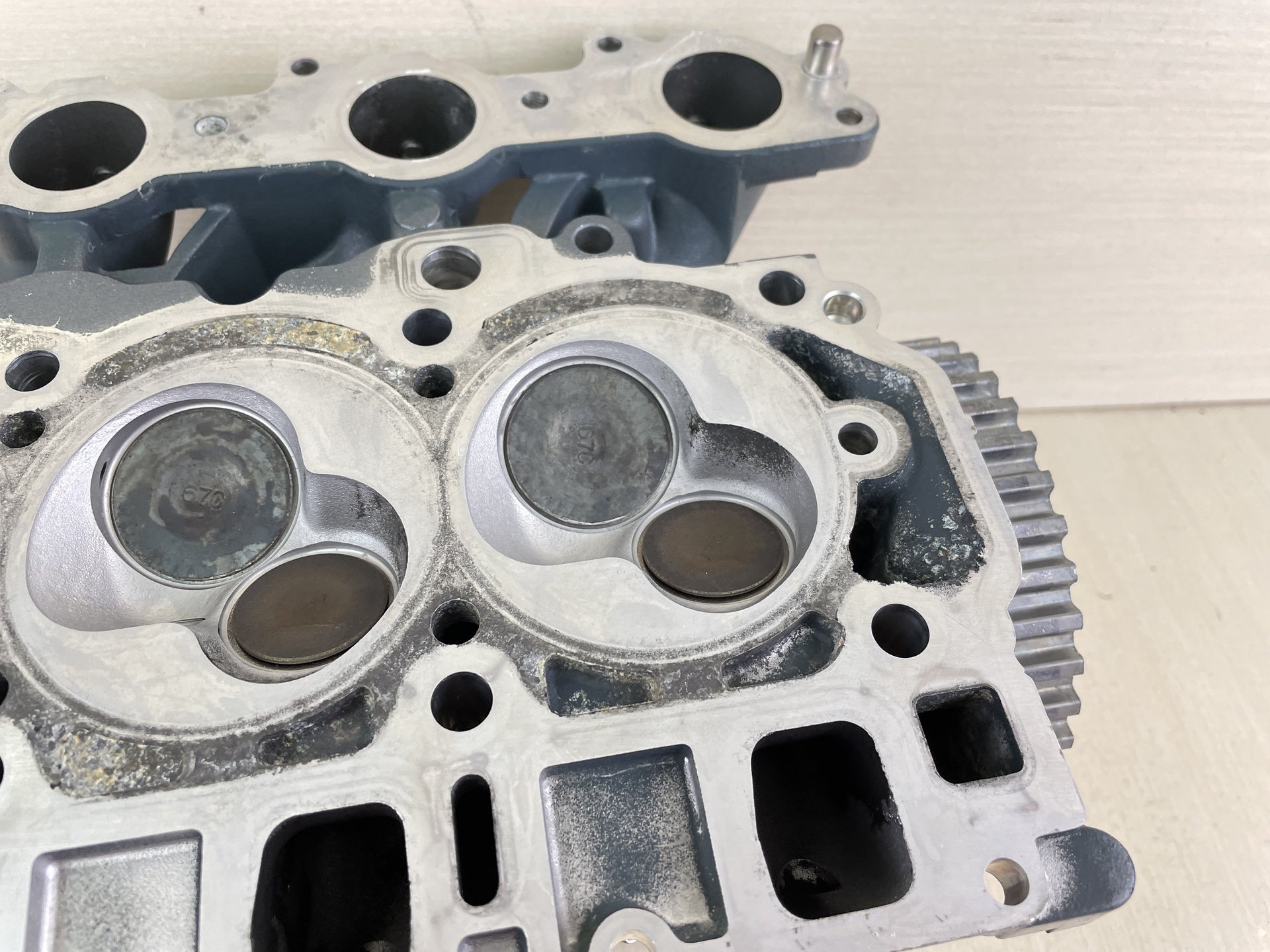 2000 Yamaha 40HP 4 Stroke Outboard Cylinder Head Assembly 67C-W009A-00-4D