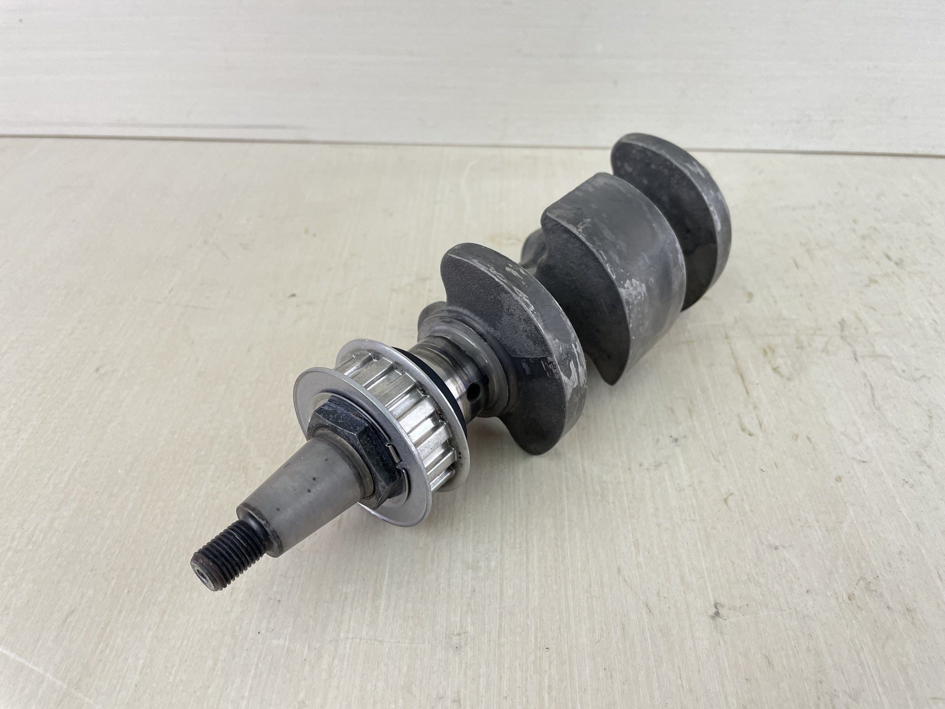 2013 Yamaha 8HP 4 Stroke Outboard Crankshaft Crank Assembly 60R-E1411-00-00