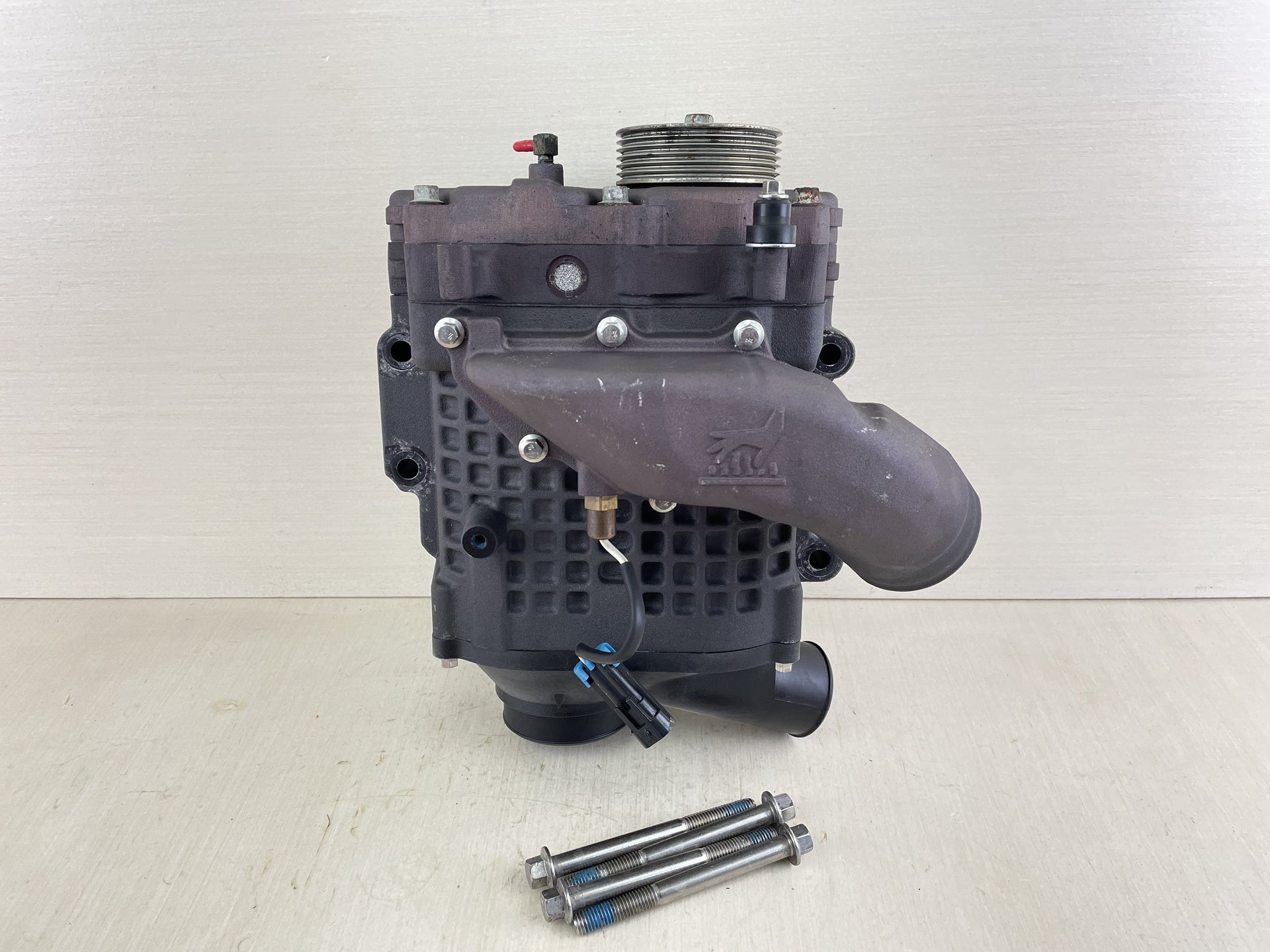 Démarreur hors-bord 4 temps Mercury 200HP EFI (2018 Démarreur hors-bord 4 temps Mercury 200HP EFI (2018
