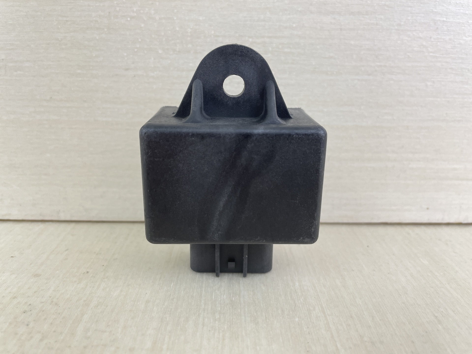 2006 Yamaha 60HP 4 Stroke Outboard Ignition Main Relay 60E-81950-00-00