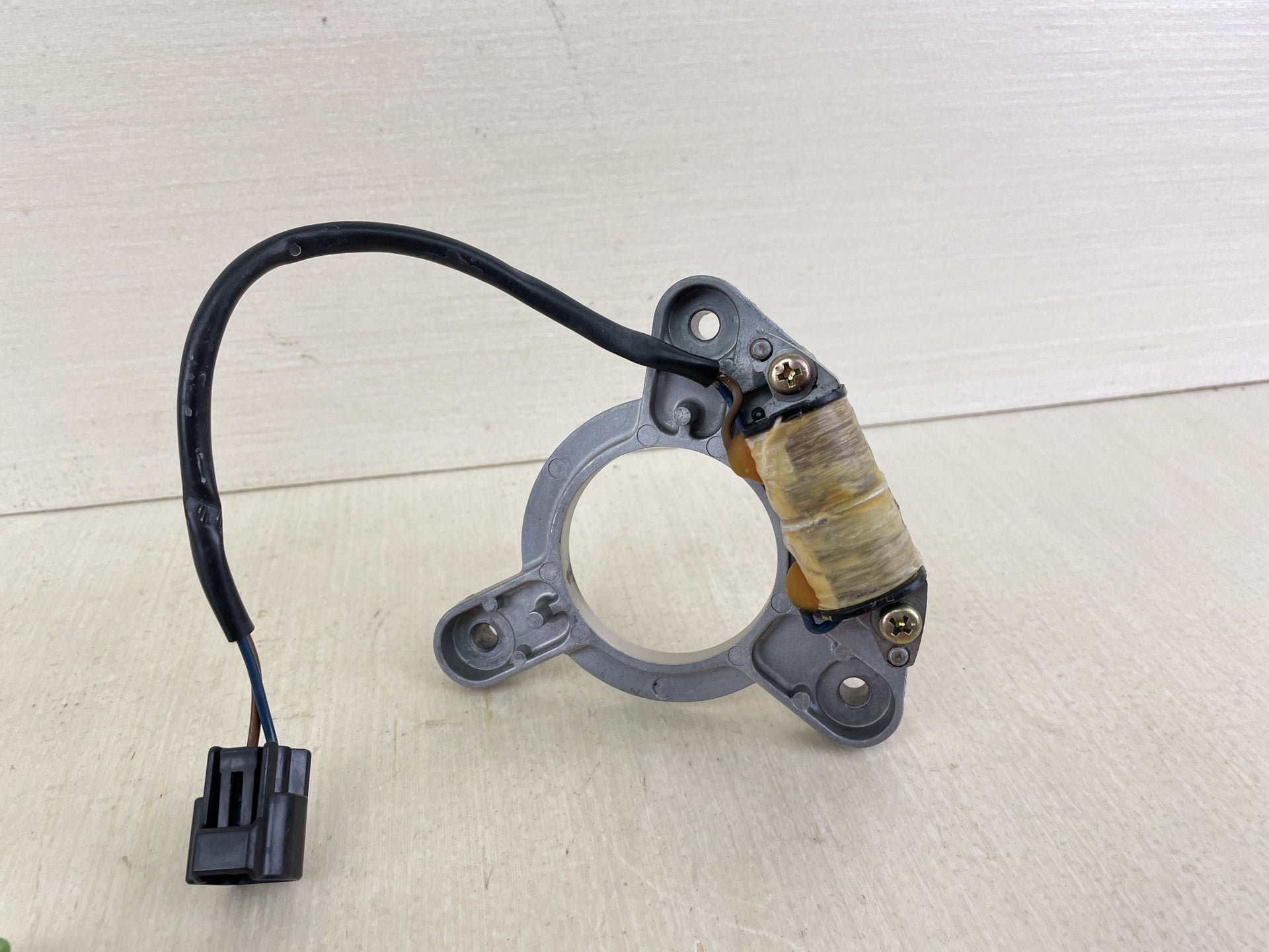 2004 Yamaha 60HP 2 Stroke Outboard Charge Lighting Coil Pulser Set