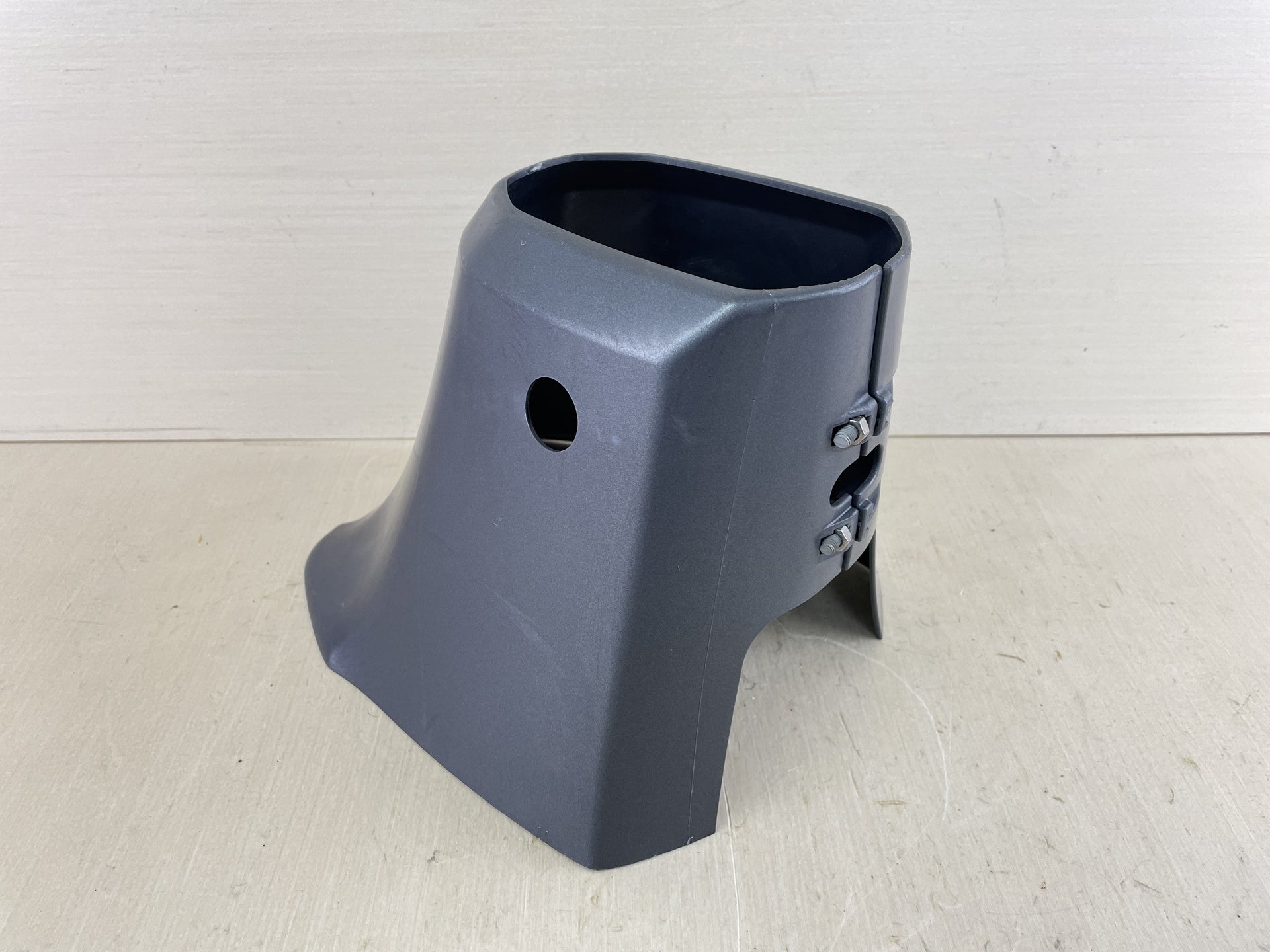 2005 + Yamaha 6 8 HP 4 Stroke Outbard Lower Apron Cover 60R-G2741-00-00