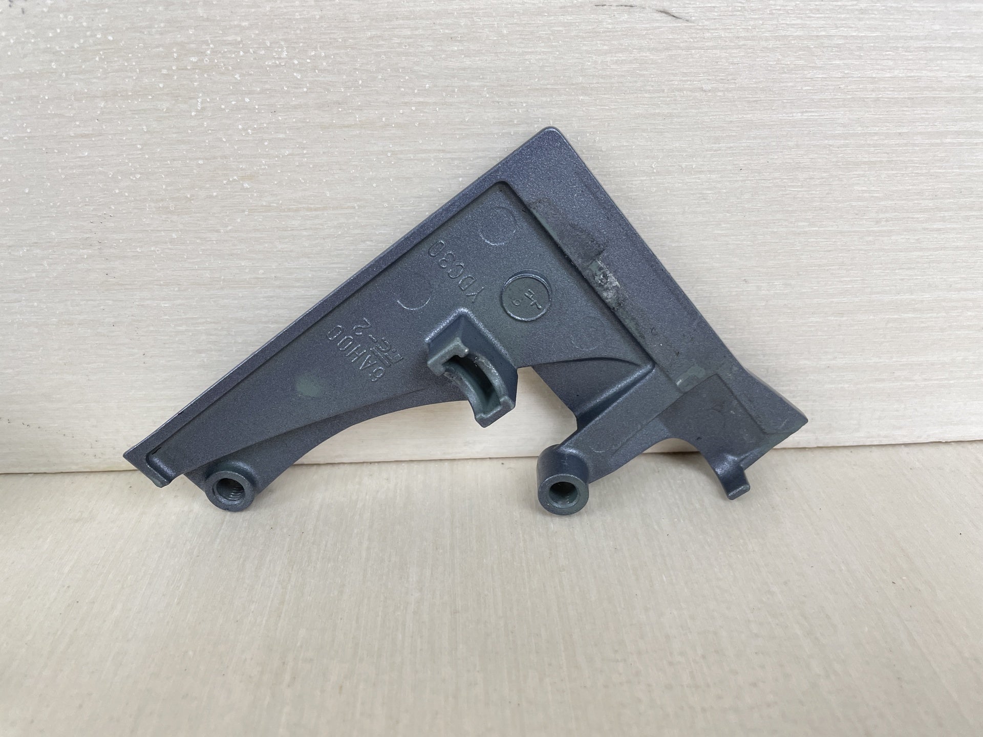 2007 Yamaha 20HP 4 Stroke Outboard Cable Cover Plate Fitting 6AH-42738-00-4D