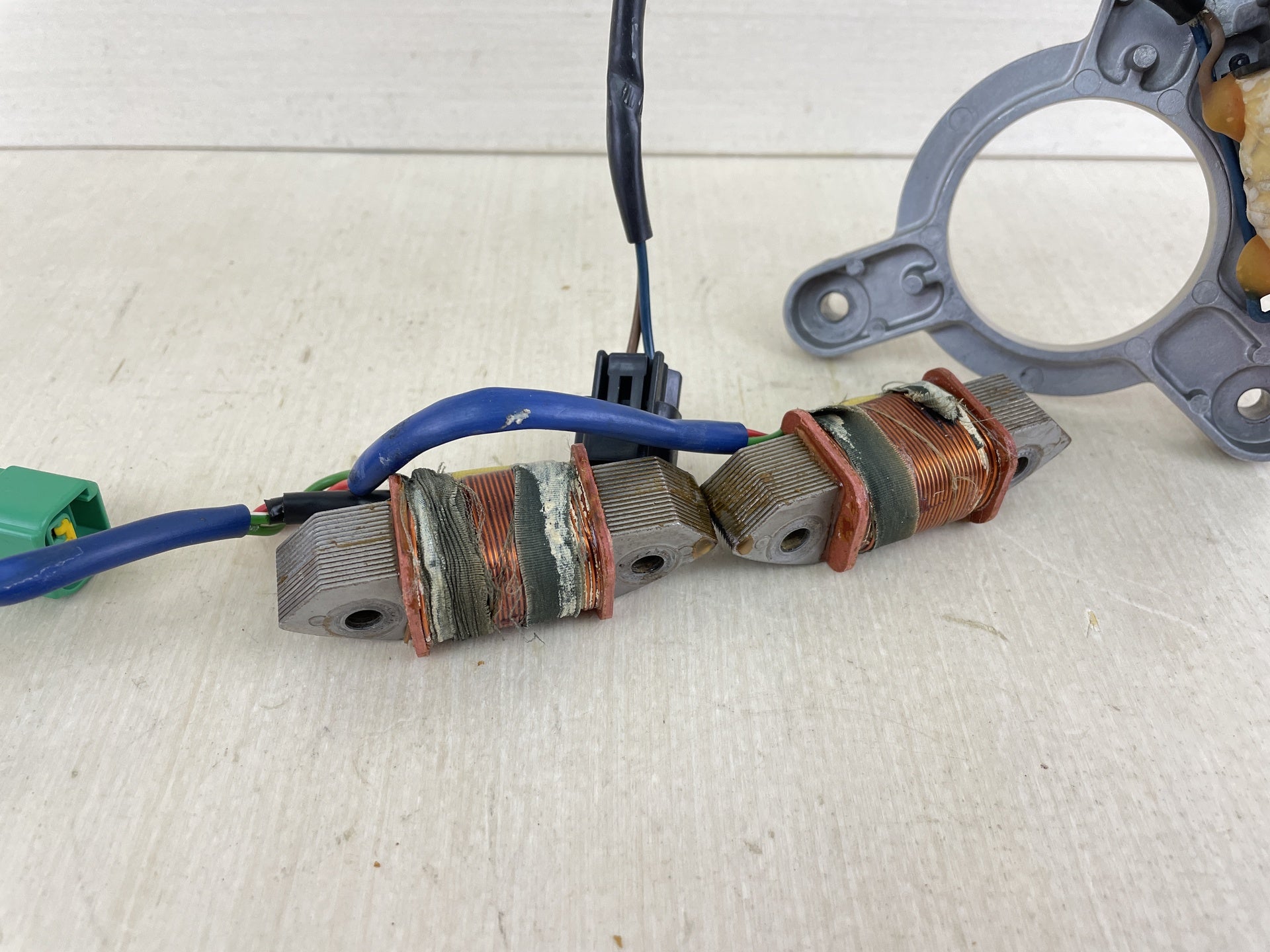 2004 Yamaha 60HP 2 Stroke Outboard Charge Lighting Coil Pulser Set