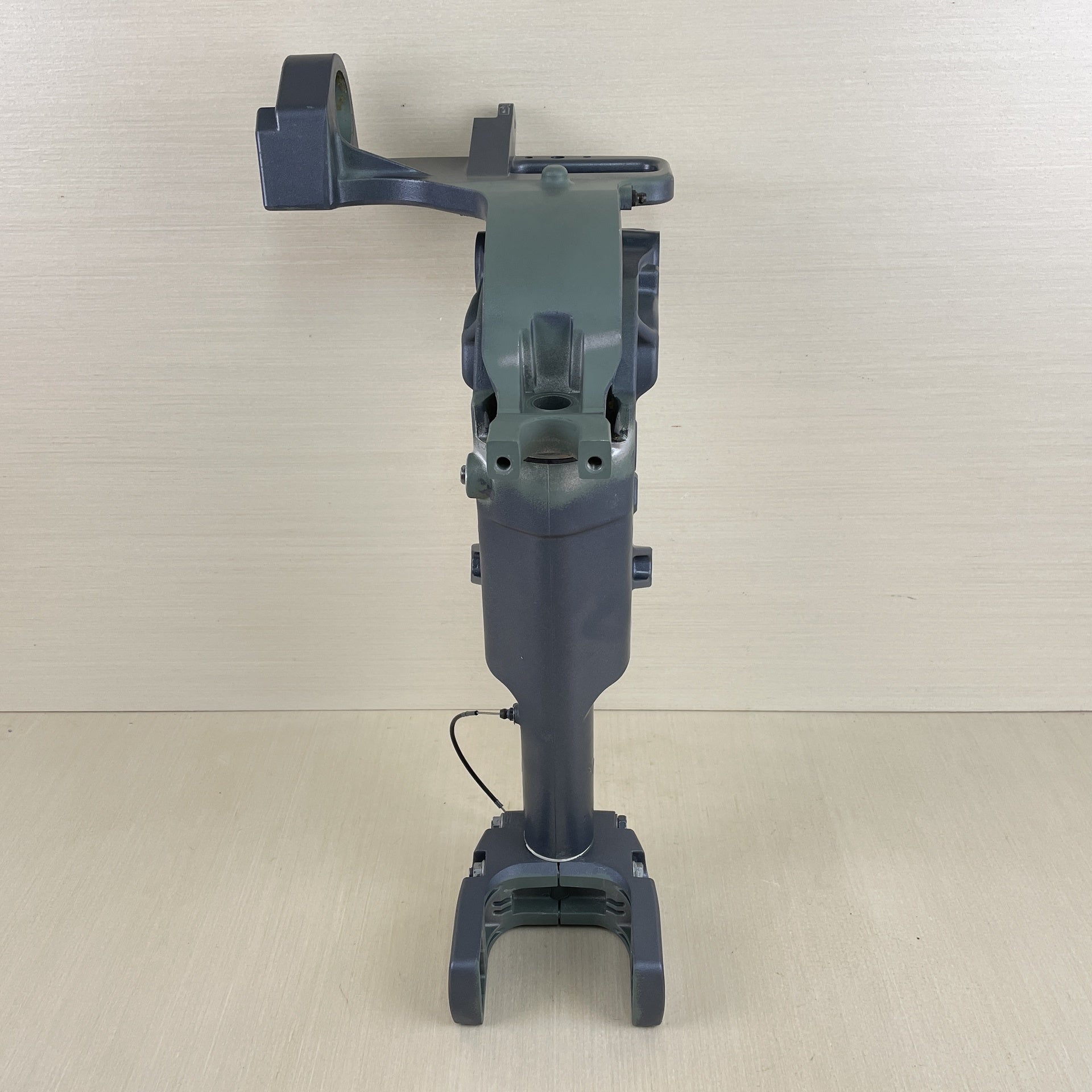 2003 Yamaha 15HP 4 Stroke Outboard Swivel Bracket With Steering Bracket