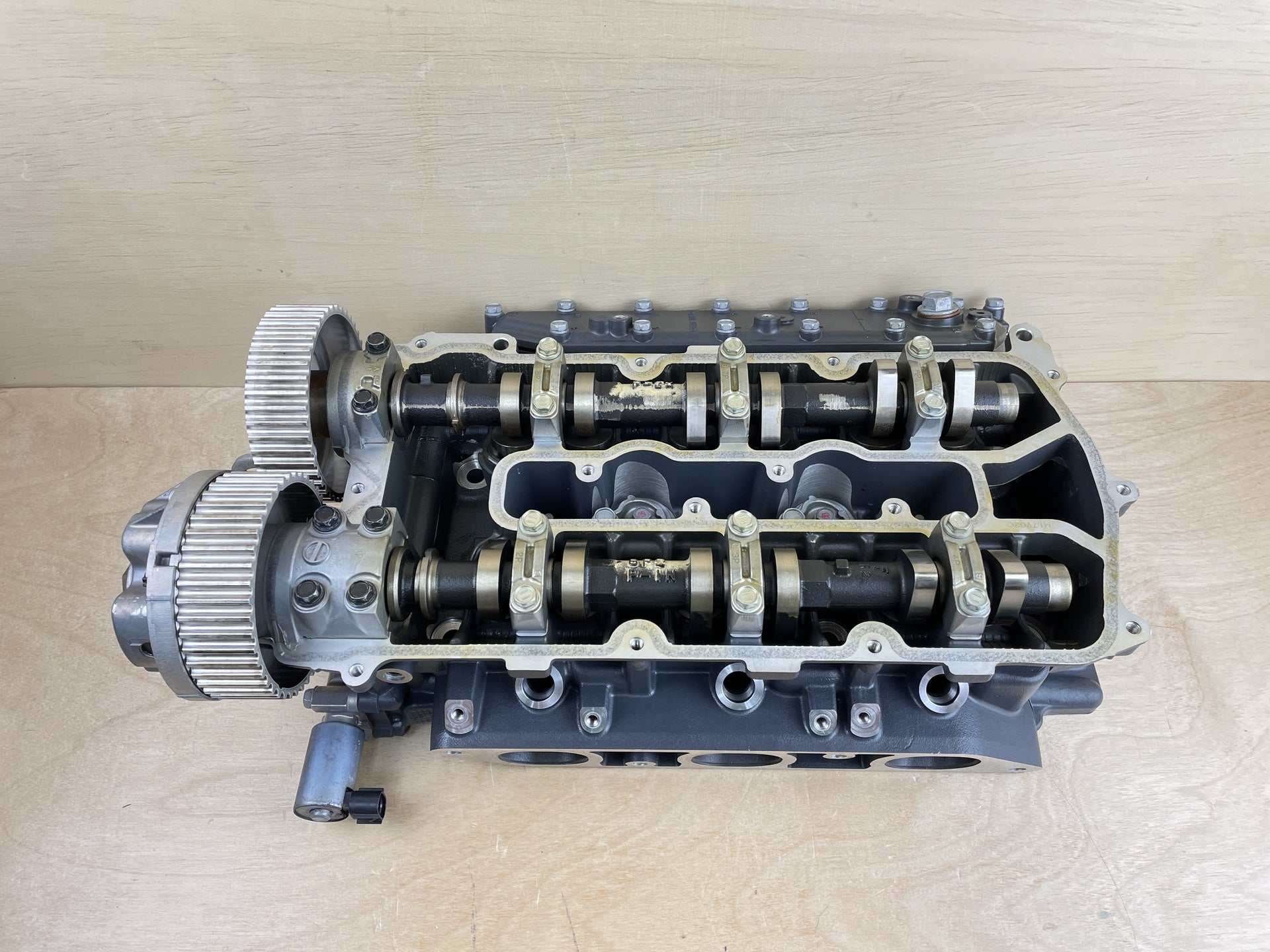 2012 Yamaha 200HP 3.3L 4 Stroke Left Port Side Cylinder Head 6P2-W009C-04-9S
