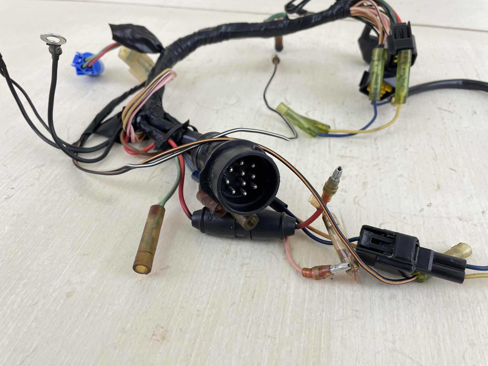 2002 Yamaha 60HP 4 Stroke Outboard Engine Wire Harness 69W-82590-00-00