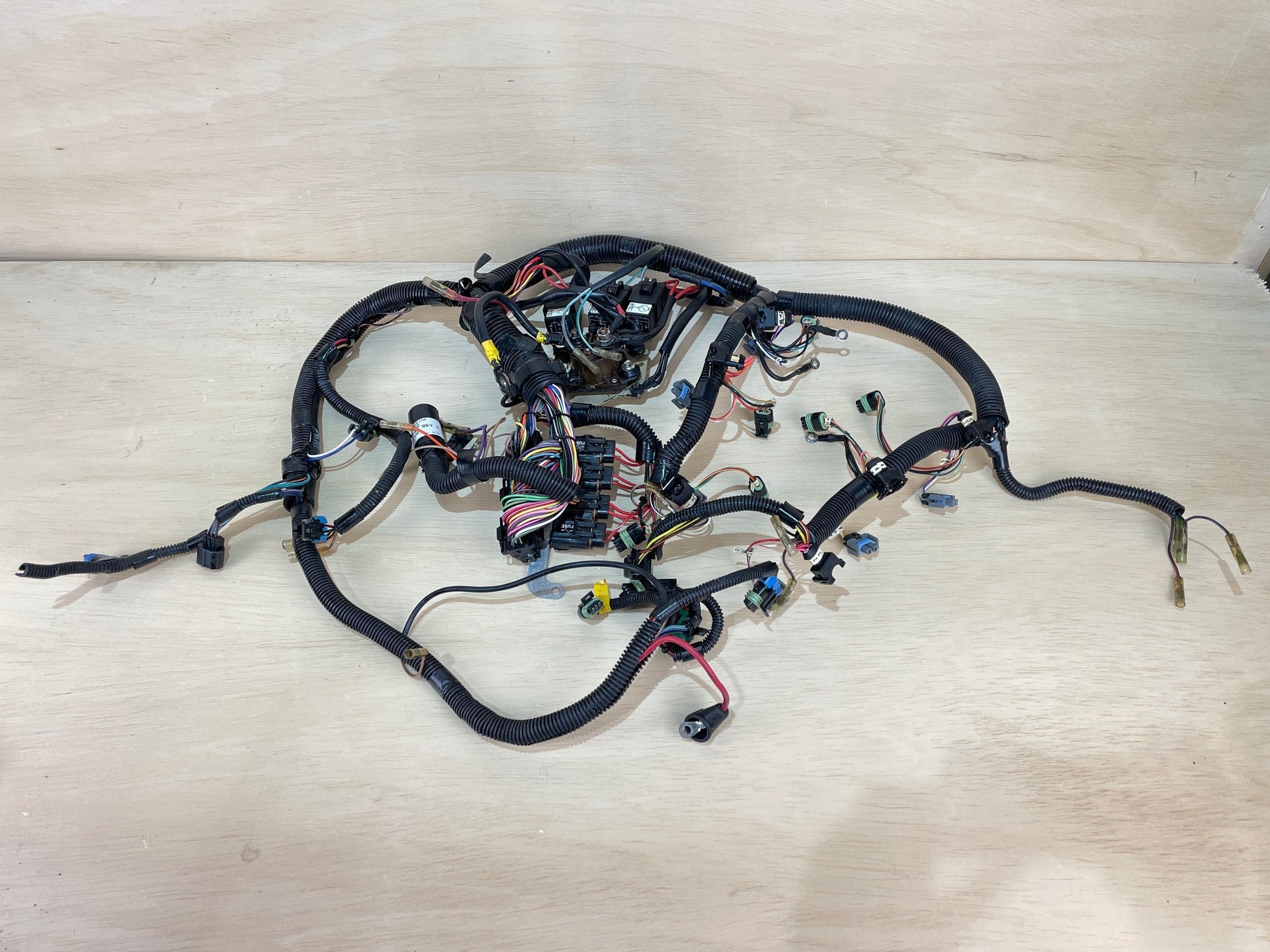 1998 Mercury Optimax 135HP Outboard Engine Wiring Harness Assembly 850681A2