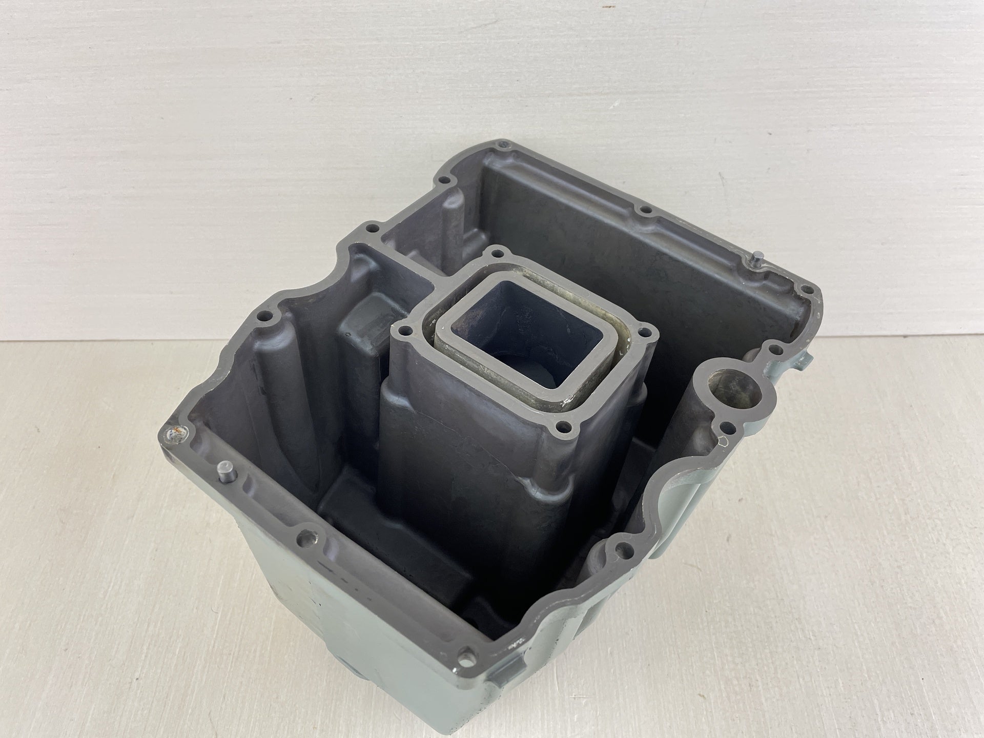 2006 Yamaha 115HP 4 Stroke Outboard Oil Pan Assembly 68V-15311-00-5B