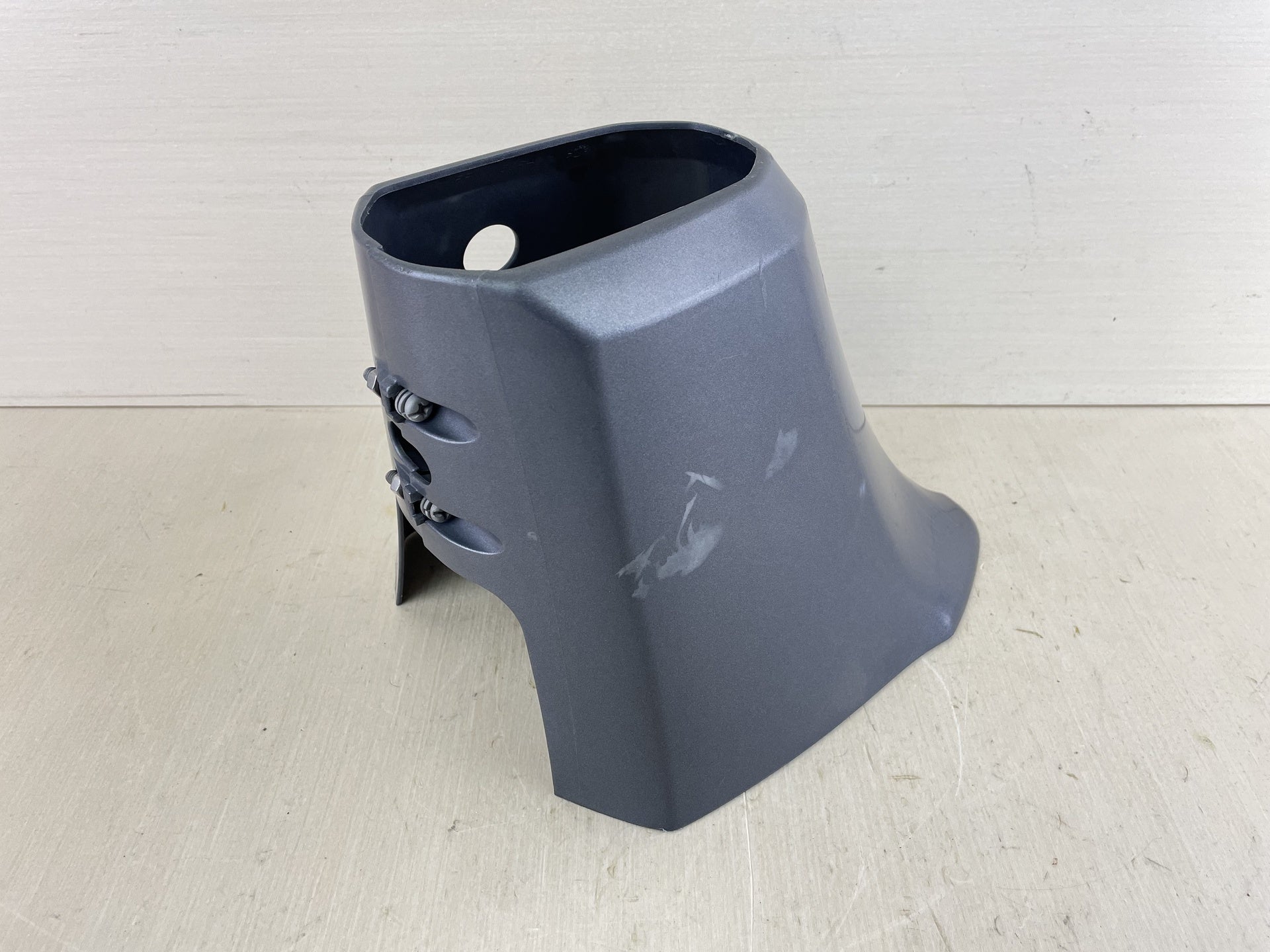 2005 + Yamaha 6 8 HP 4 Stroke Outbard Lower Apron Cover 60R-G2741-00-00