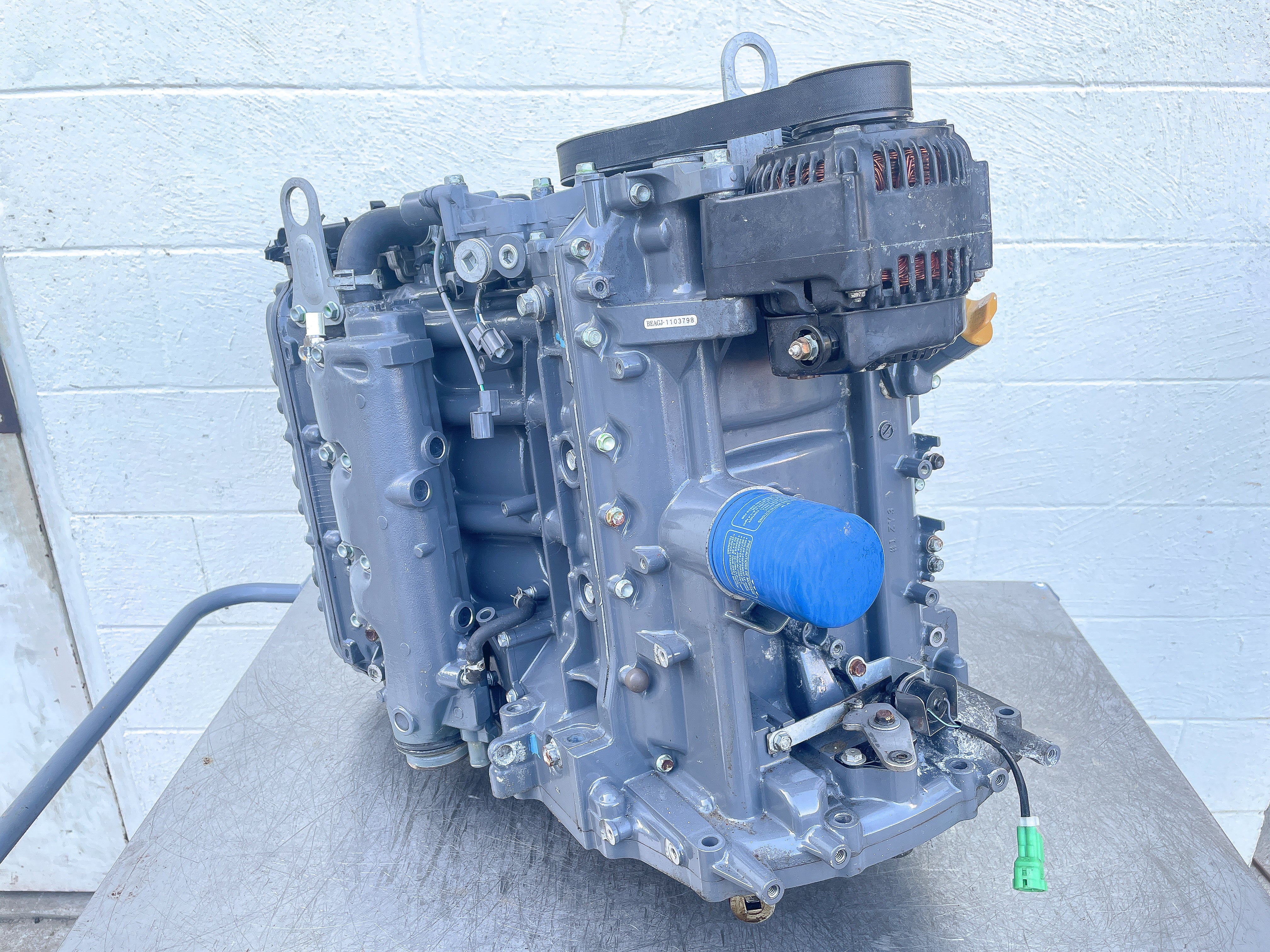 2007 Honda 225 HP 4 Stroke Outboard Powerhead 12000-ZY3-436ZA OEM