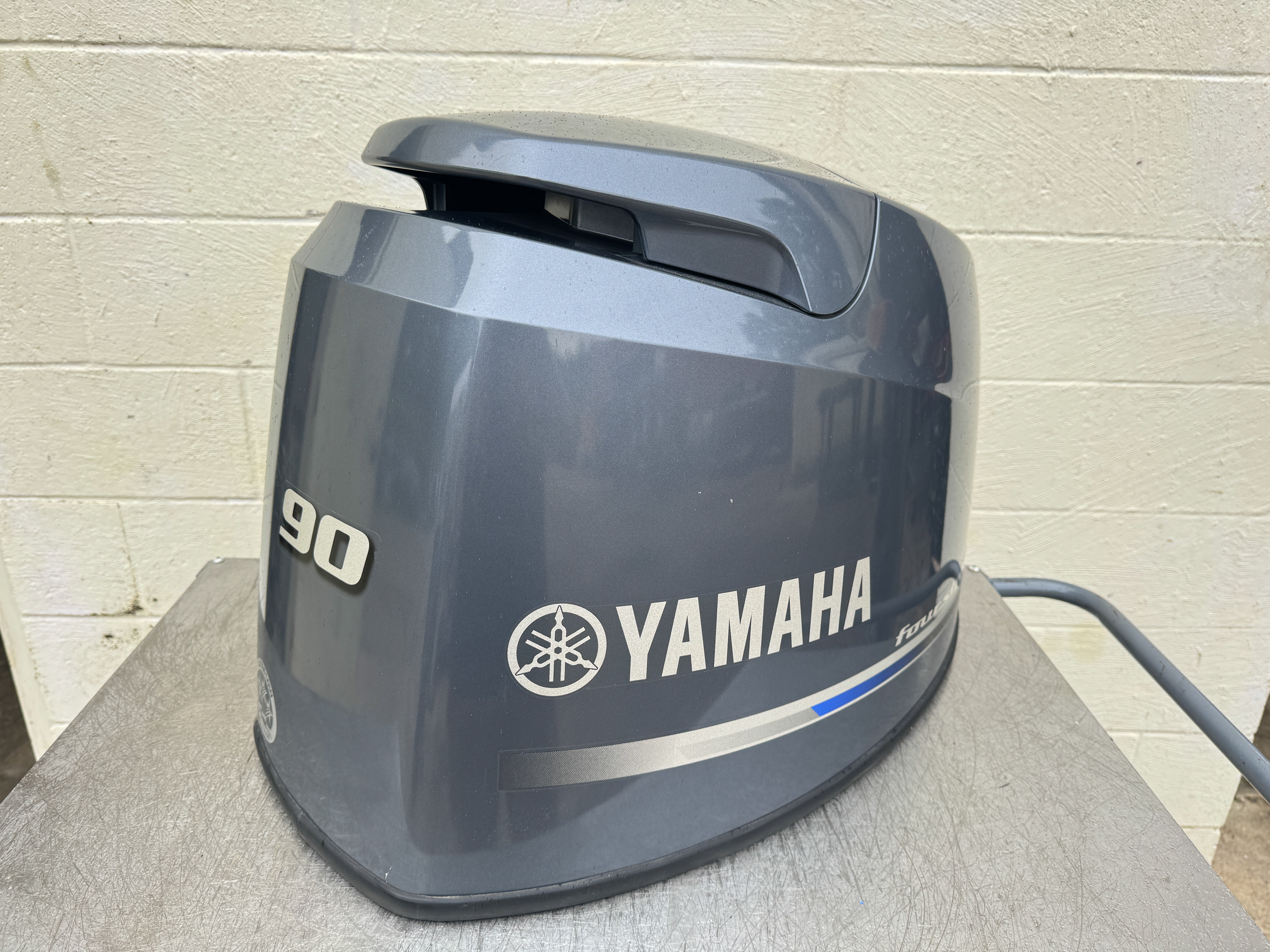 2014-2017 Yamaha 90HP 4 Stroke Outboard Top Cowling Cover 67F-4261A-00-00