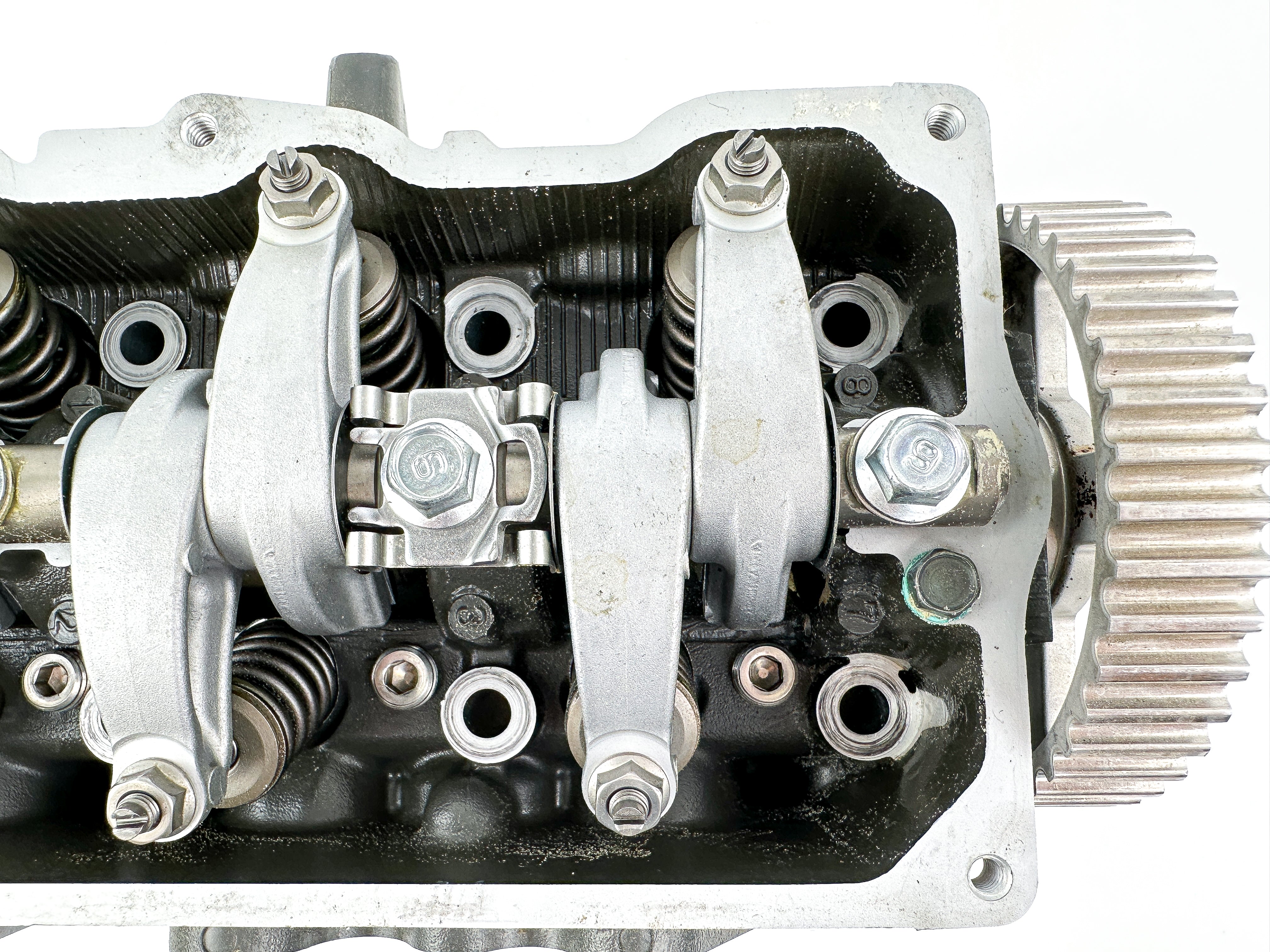 2007 Yamaha 60HP 4 Stroke Outboard Cylinder Head Assembly 6C5-W009A-11-1S PARTS