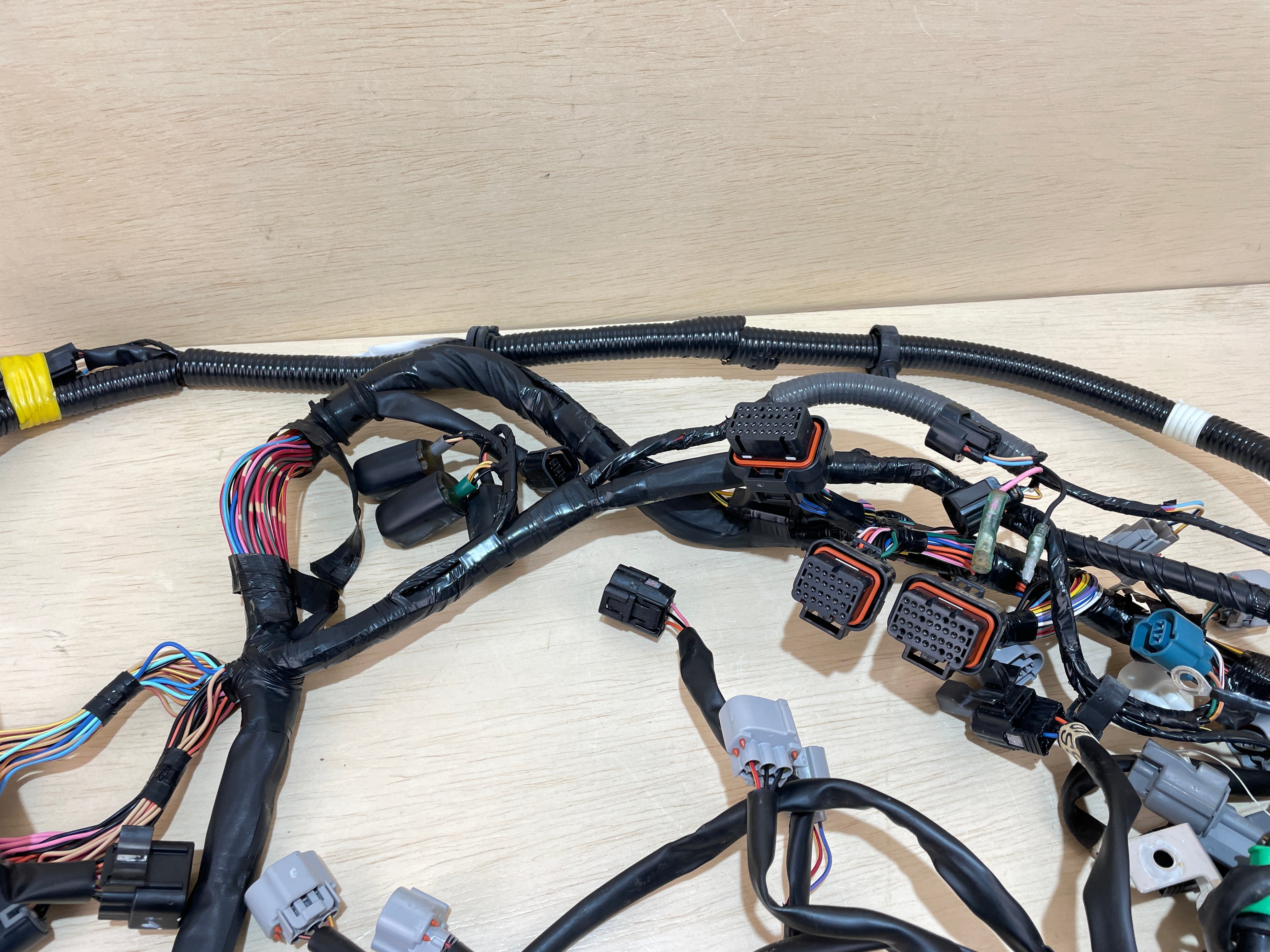 2015 Yamaha 250HP Engine Wiring Harness Assembly 6CE-82590-10-00 Damaged